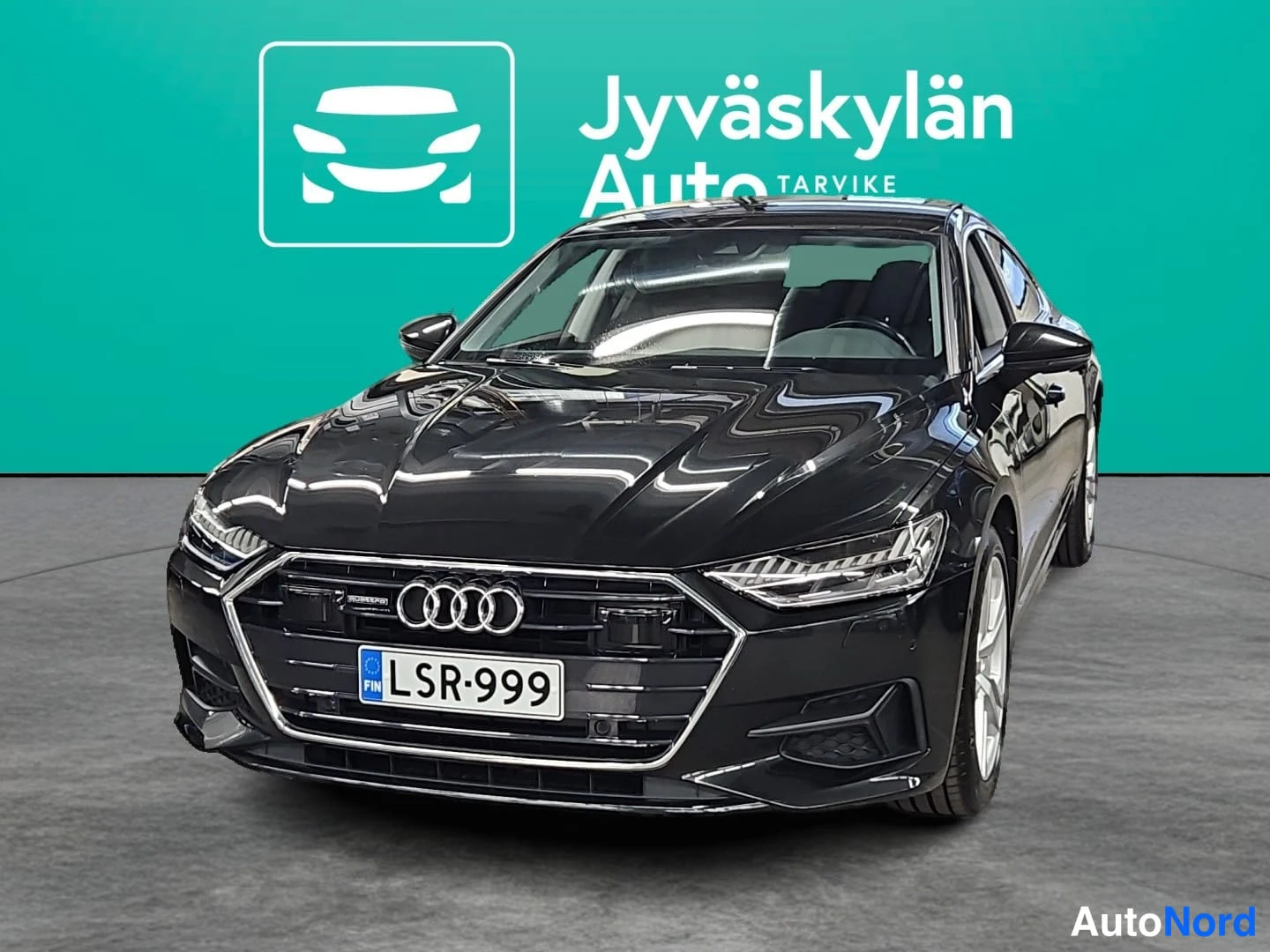 Harmaa Audi A7 2021, etuviisto, keula vasemmalle, kuva 2