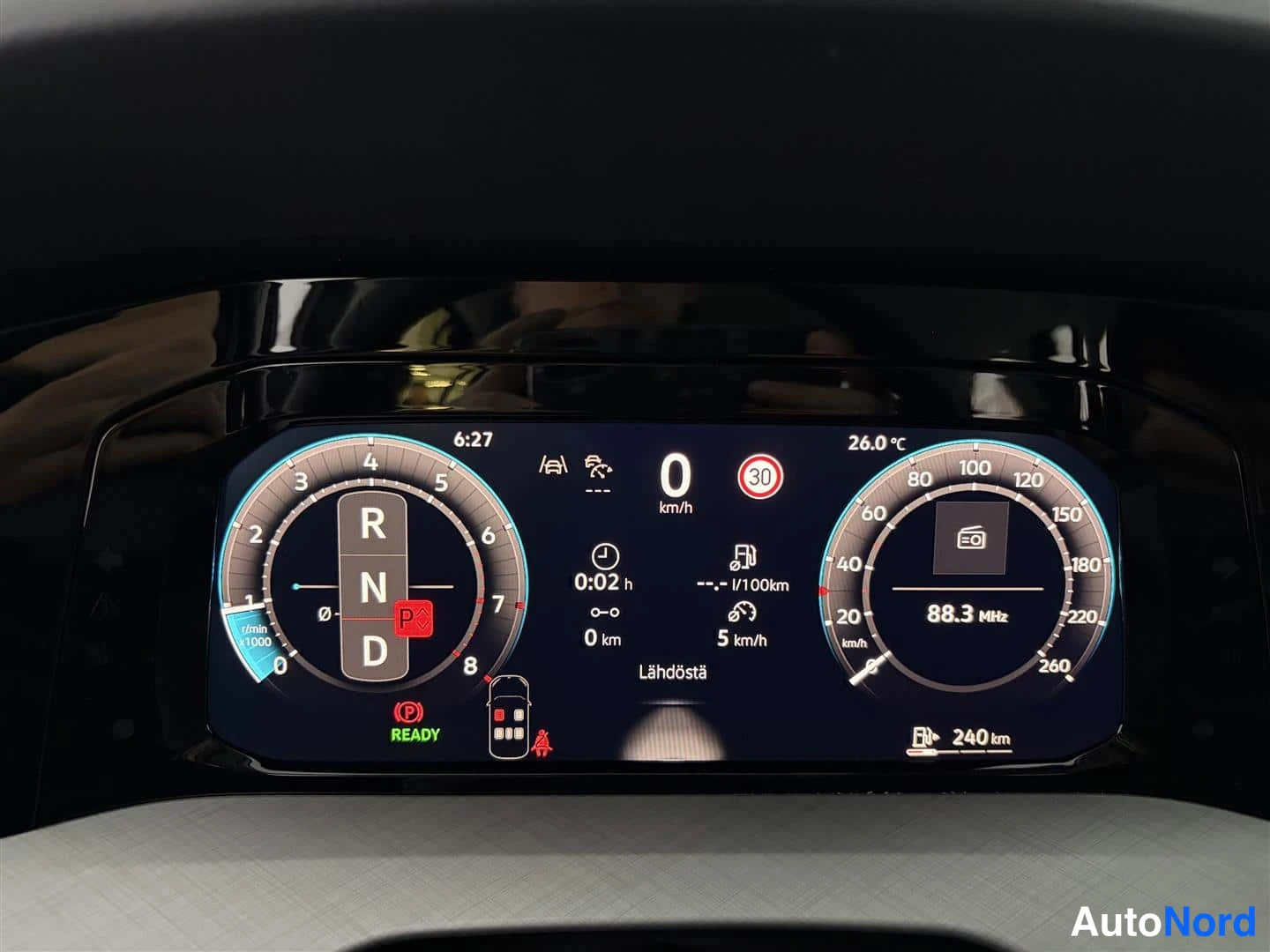 Harmaa Volkswagen Golf 2026, yksityiskohta, kuva 26