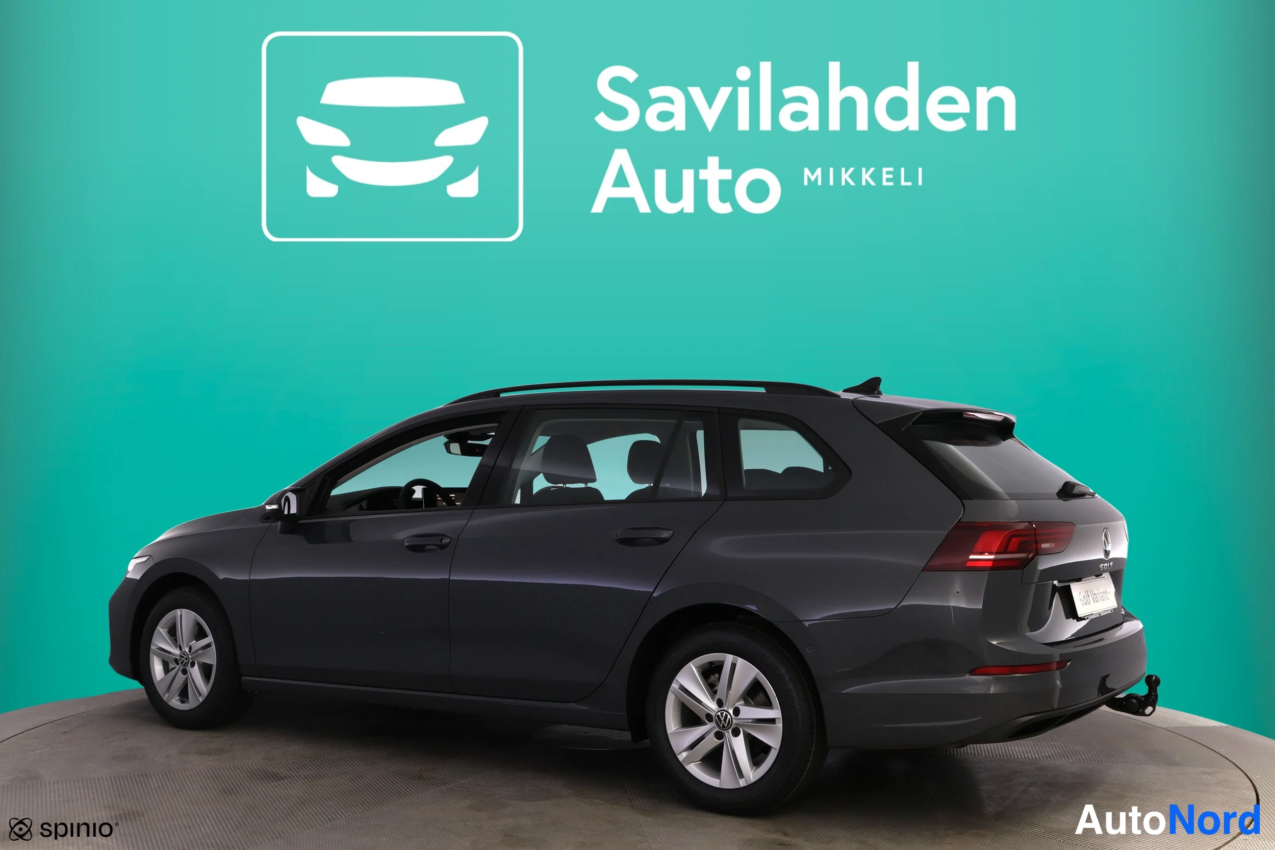Harmaa Volkswagen Golf 2026, takaviisto, kuva 8