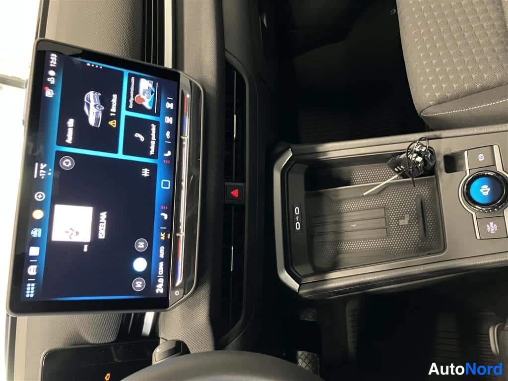 Sininen Volkswagen T-Roc 2026, yksityiskohta, kuva 10