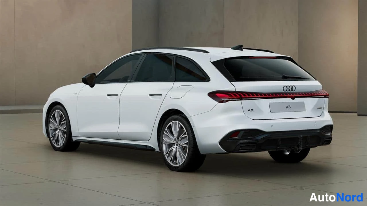 Valkoinen Audi A5 2026, takaviisto, kuva 4