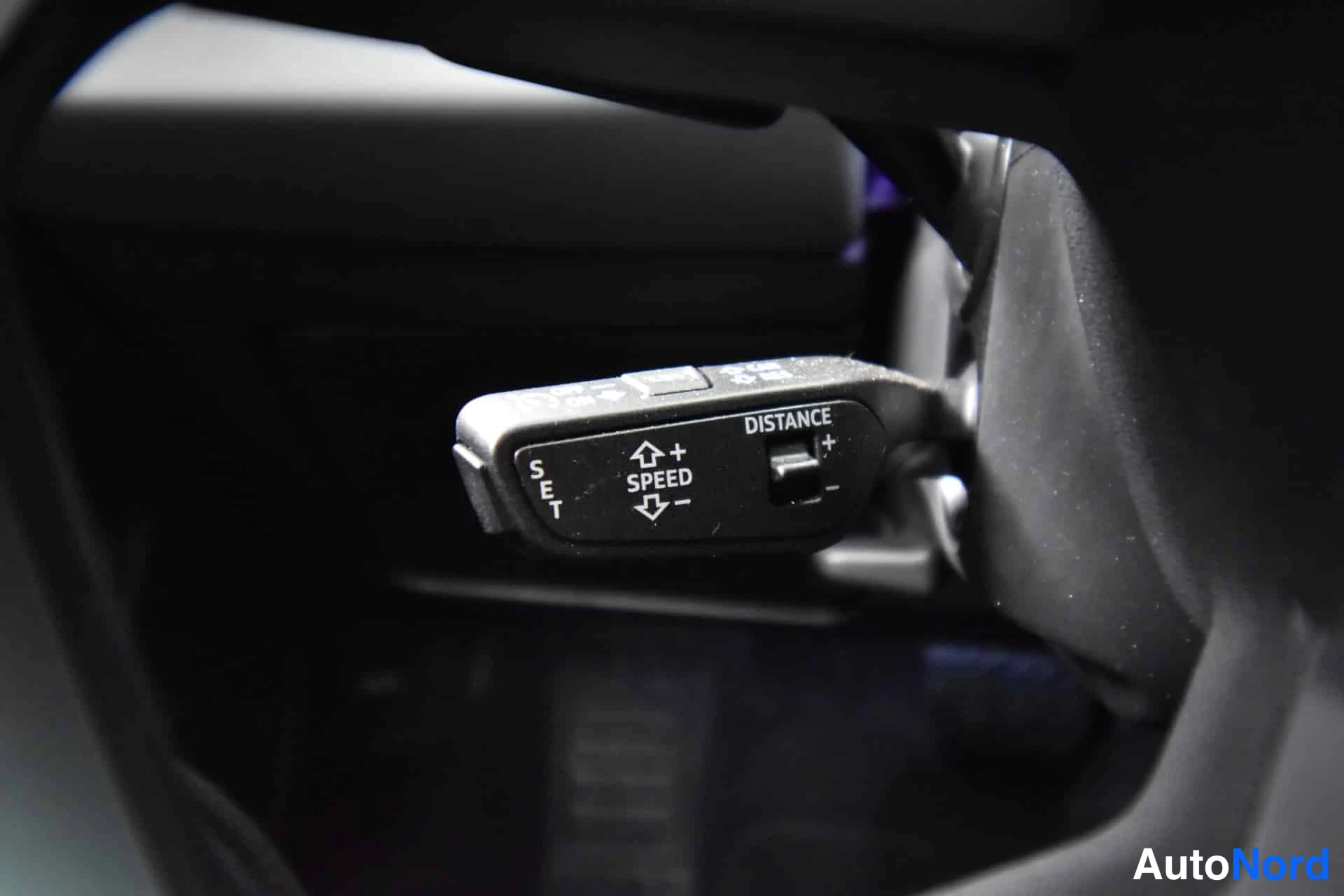 Sininen Audi A6 2026, yksityiskohta, kuva 28