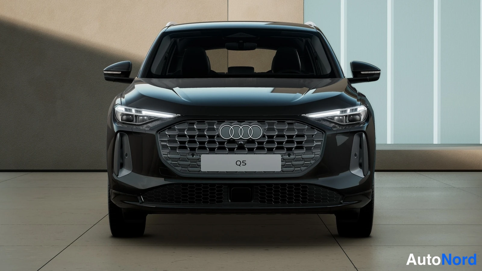 Musta Audi Q5 2026, edestä, kuva 2