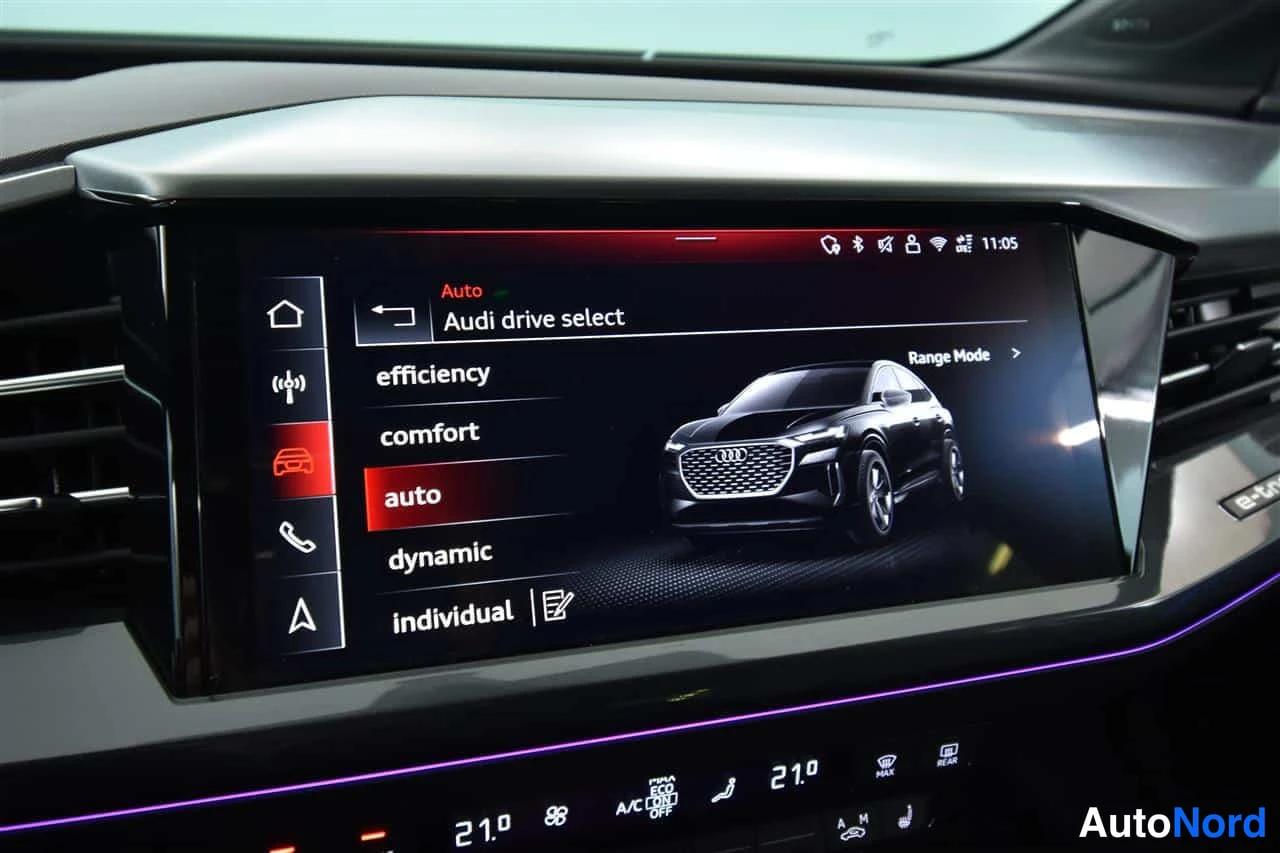 Sininen Audi Q4 e-tron 2024, yksityiskohta, kuva 28