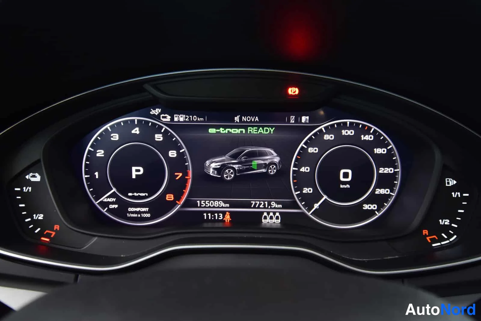 Harmaa Audi Q5 2019, yksityiskohta, kuva 25