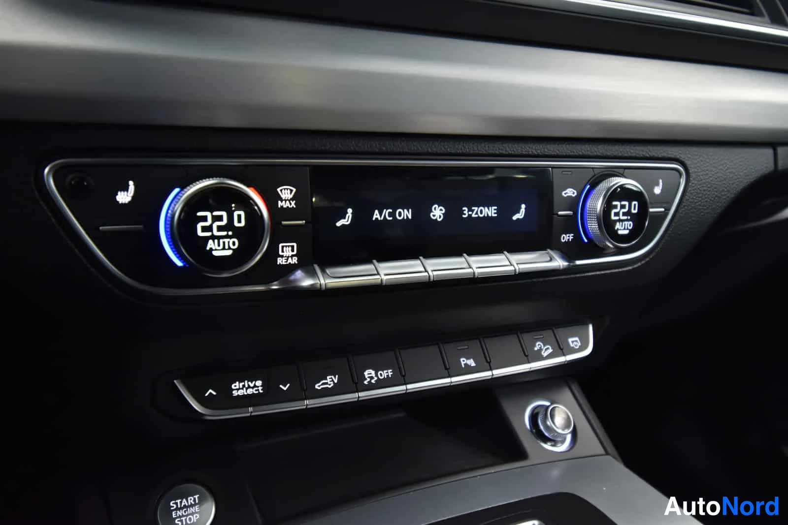 Harmaa Audi Q5 2019, yksityiskohta, kuva 28