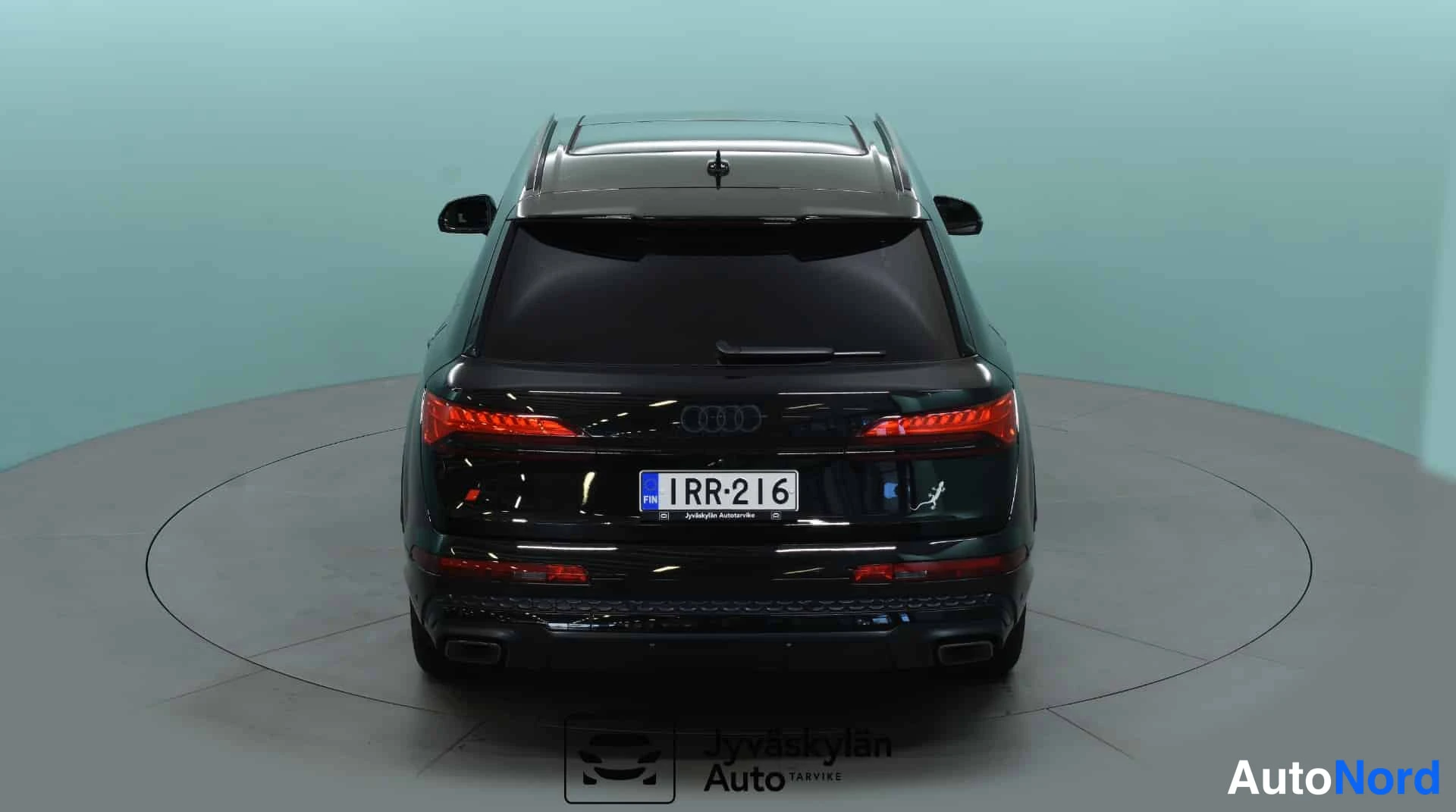 Musta Audi Q7 2024, takaa, kuva 11