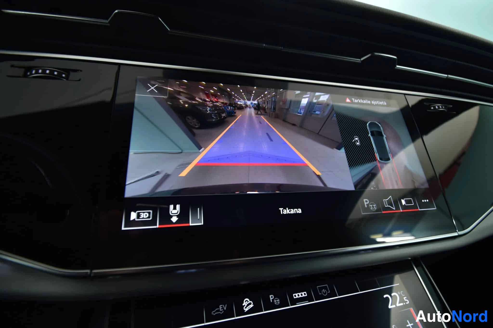 Musta Audi Q8 2021, yksityiskohta, kuva 37