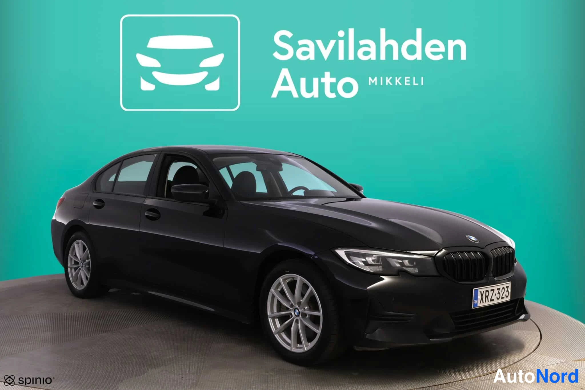 Musta BMW 320 2021, etuviisto, keula oikealle, kuva 5