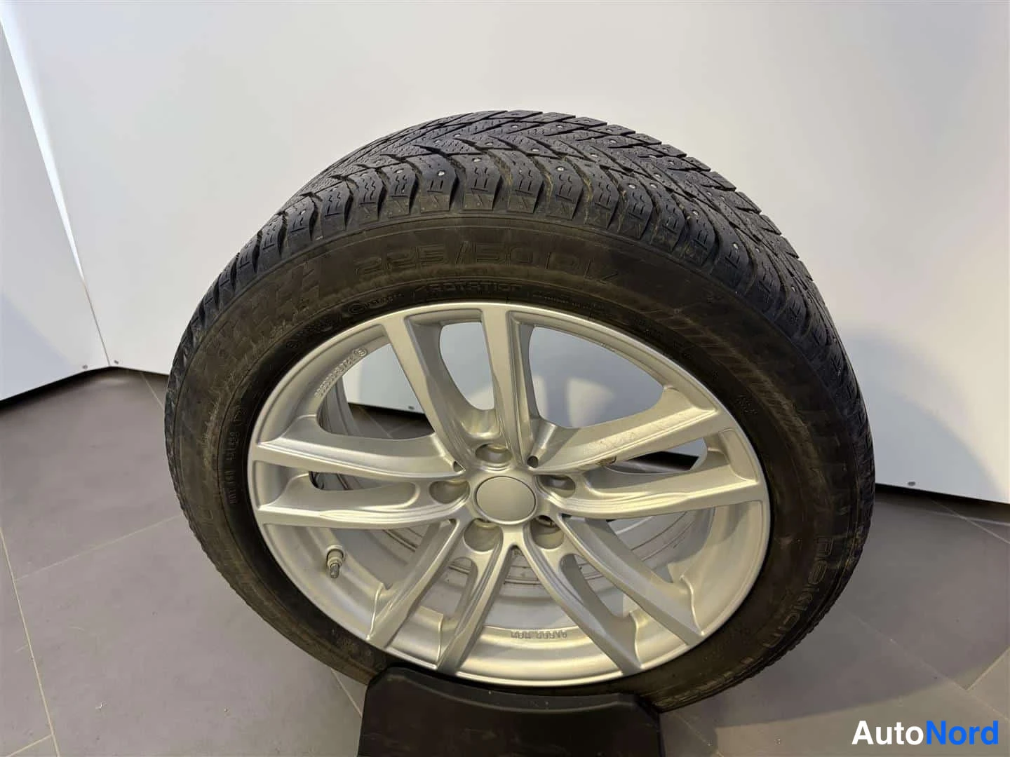 Musta BMW 320 2021, yksityiskohta, kuva 33