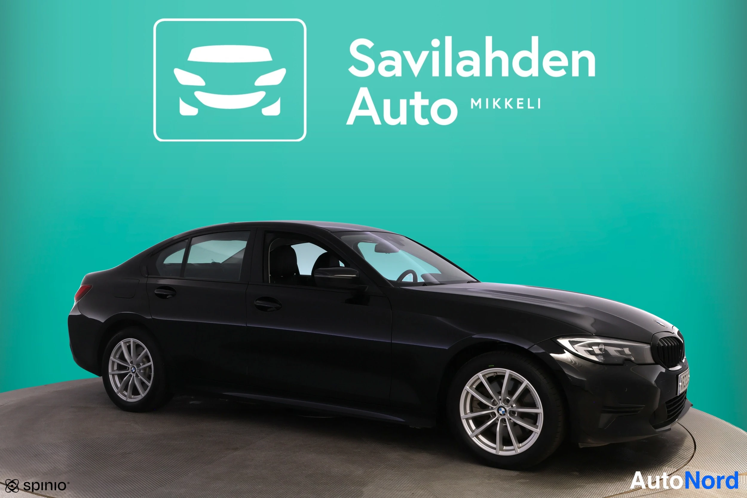 Musta BMW 320 2021, etuviisto, keula oikealle, kuva 4