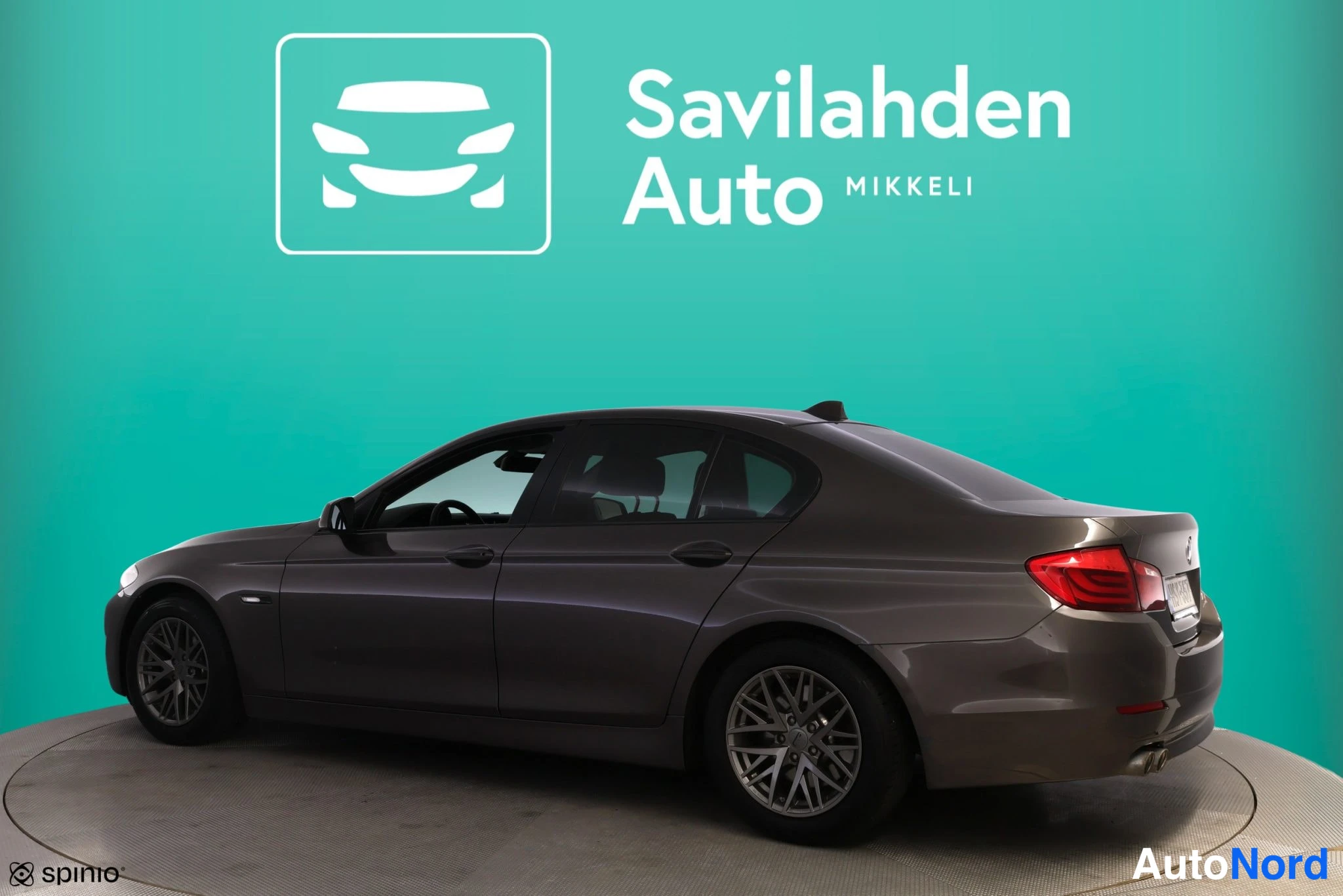 Ruskea BMW 520d 2010, takaviisto, kuva 8