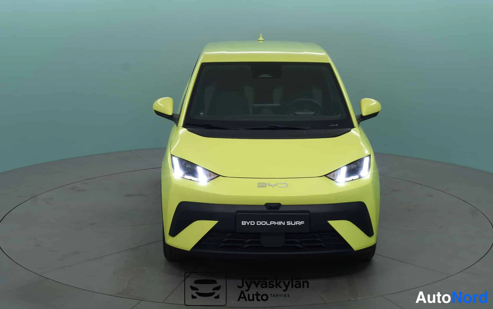 Vihreä BYD Dolphin Surf 2026, edestä, kuva 6