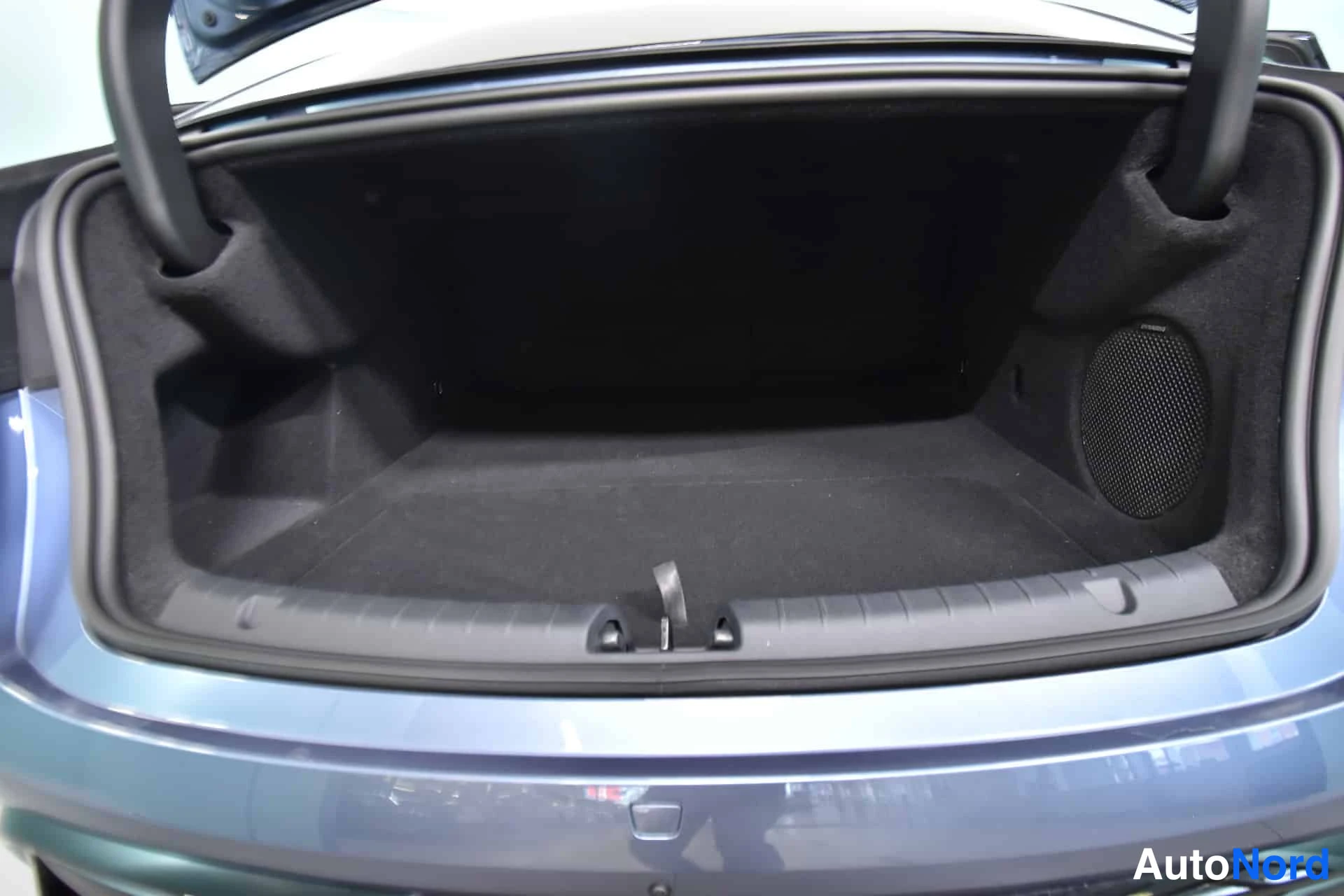 Harmaa BYD Seal 2026, tavaratila, kuva 15