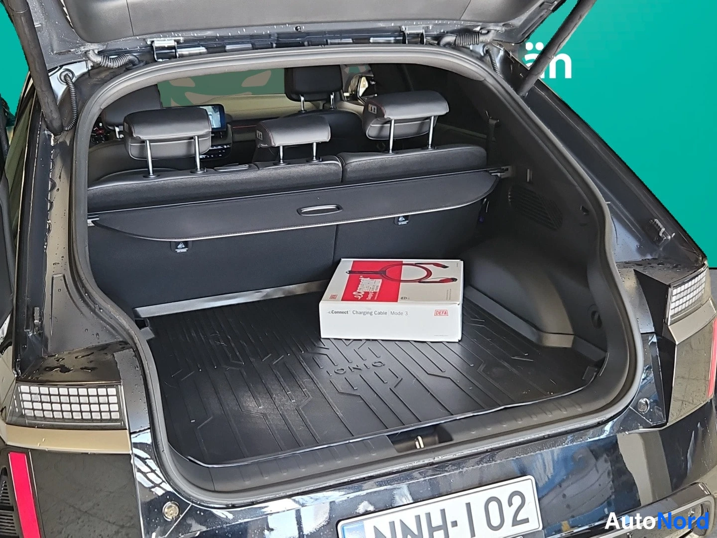 Musta Hyundai IONIQ 5 2026, tavaratila, kuva 13