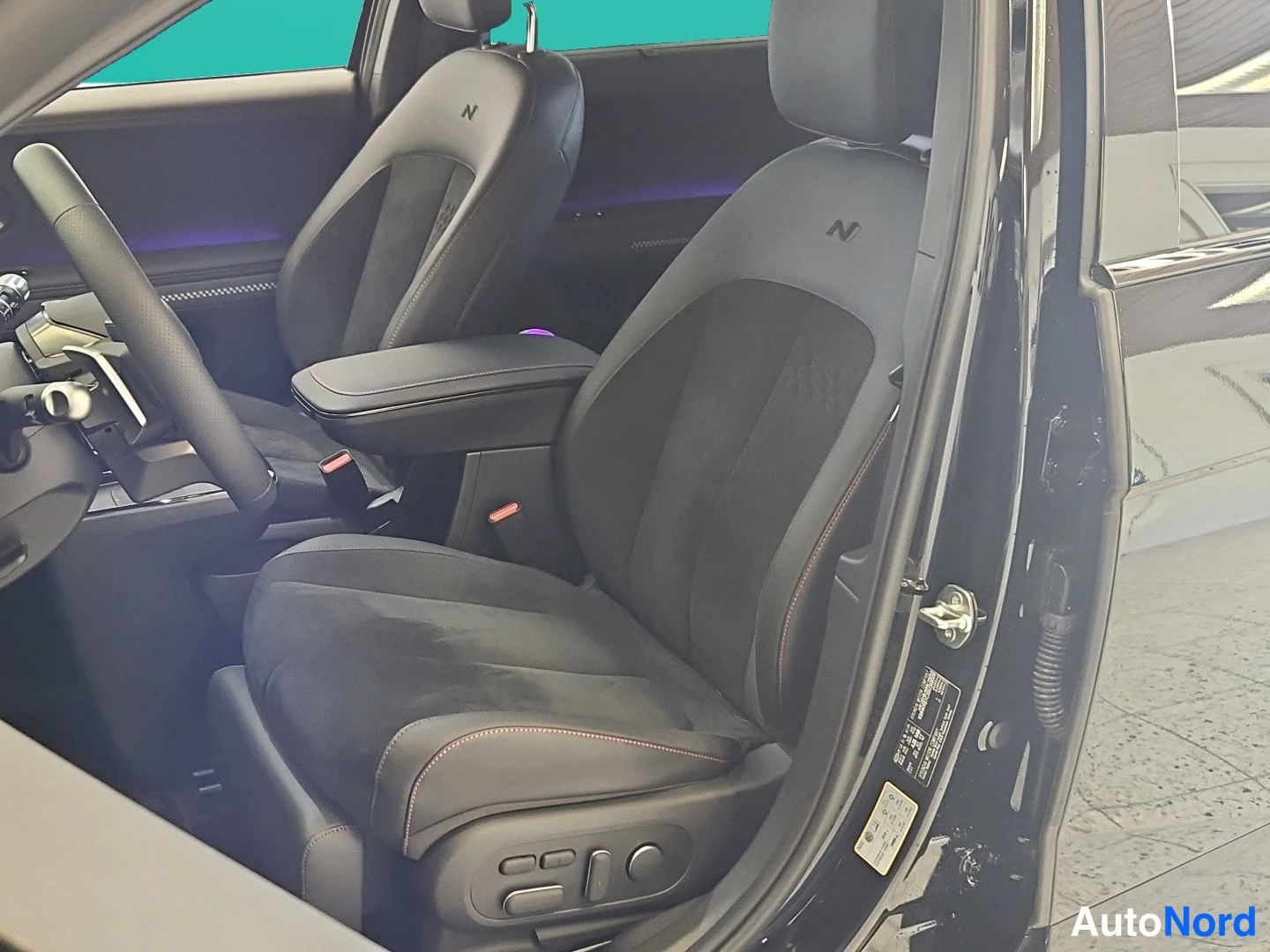 Musta Hyundai IONIQ 5 2026, etuistuimet, kuva 11