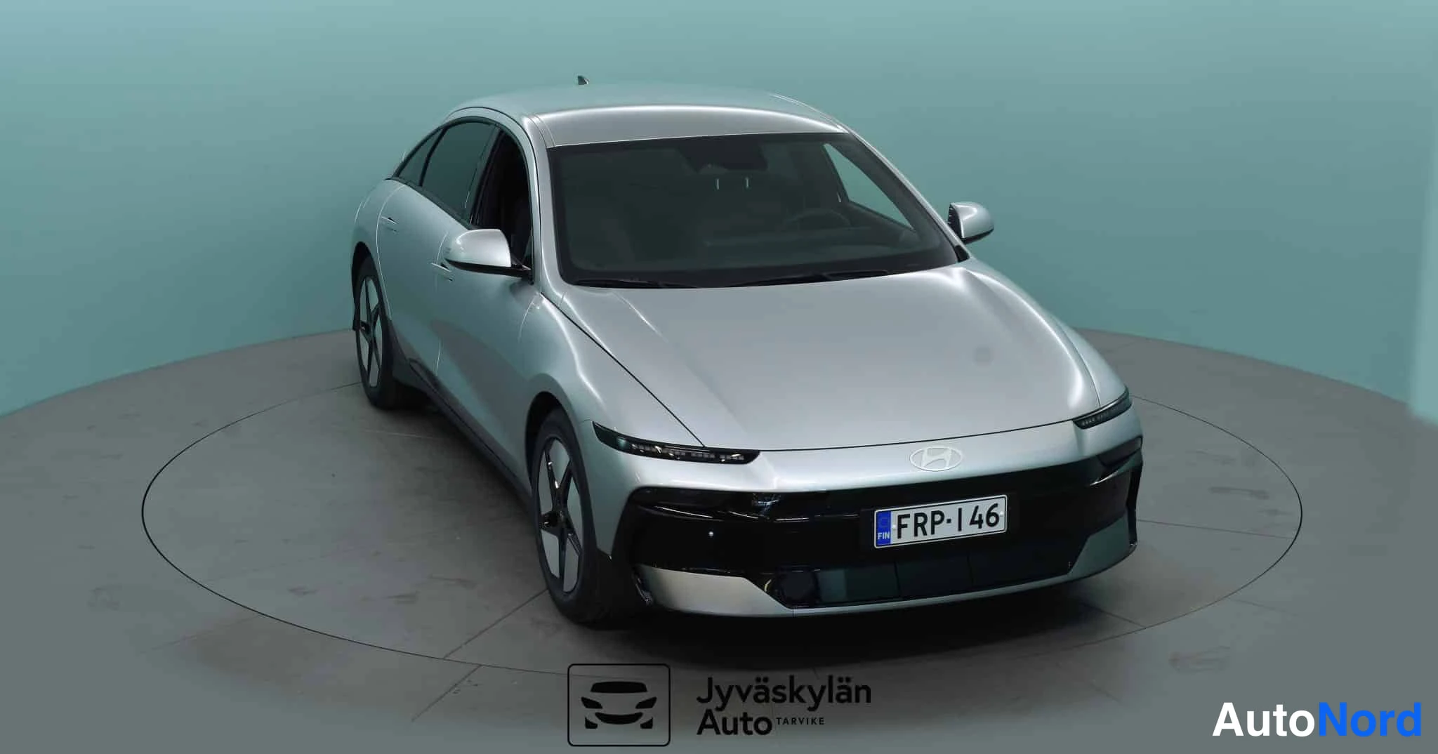 Harmaa Hyundai IONIQ 6 2026, etuviisto, keula oikealle, kuva 9