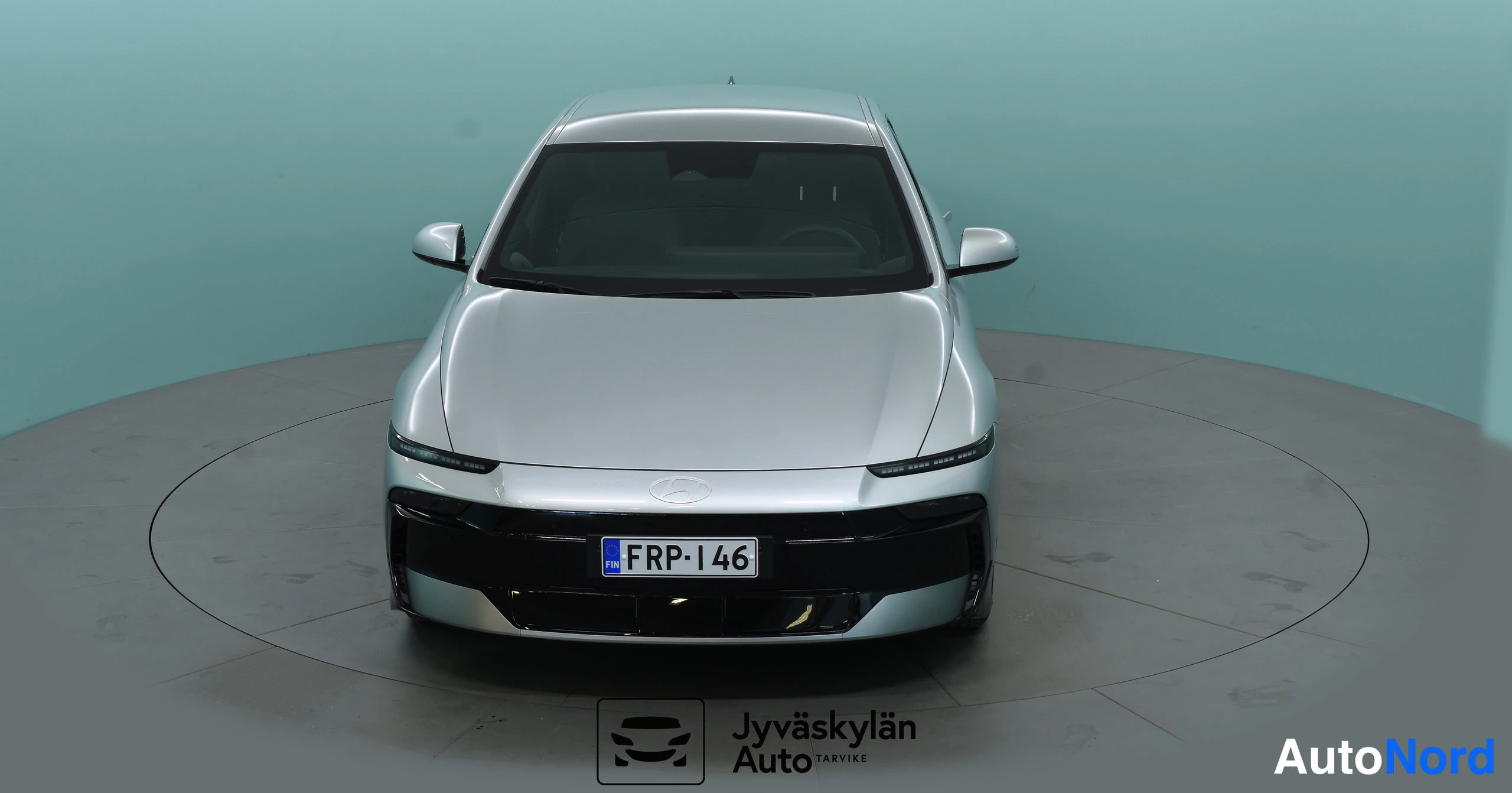 Harmaa Hyundai IONIQ 6 2026, edestä, kuva 12