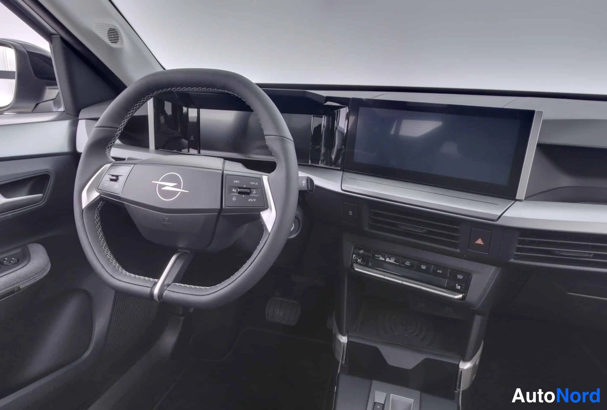 Harmaa Opel Frontera 2025, yksityiskohta, kuva 23