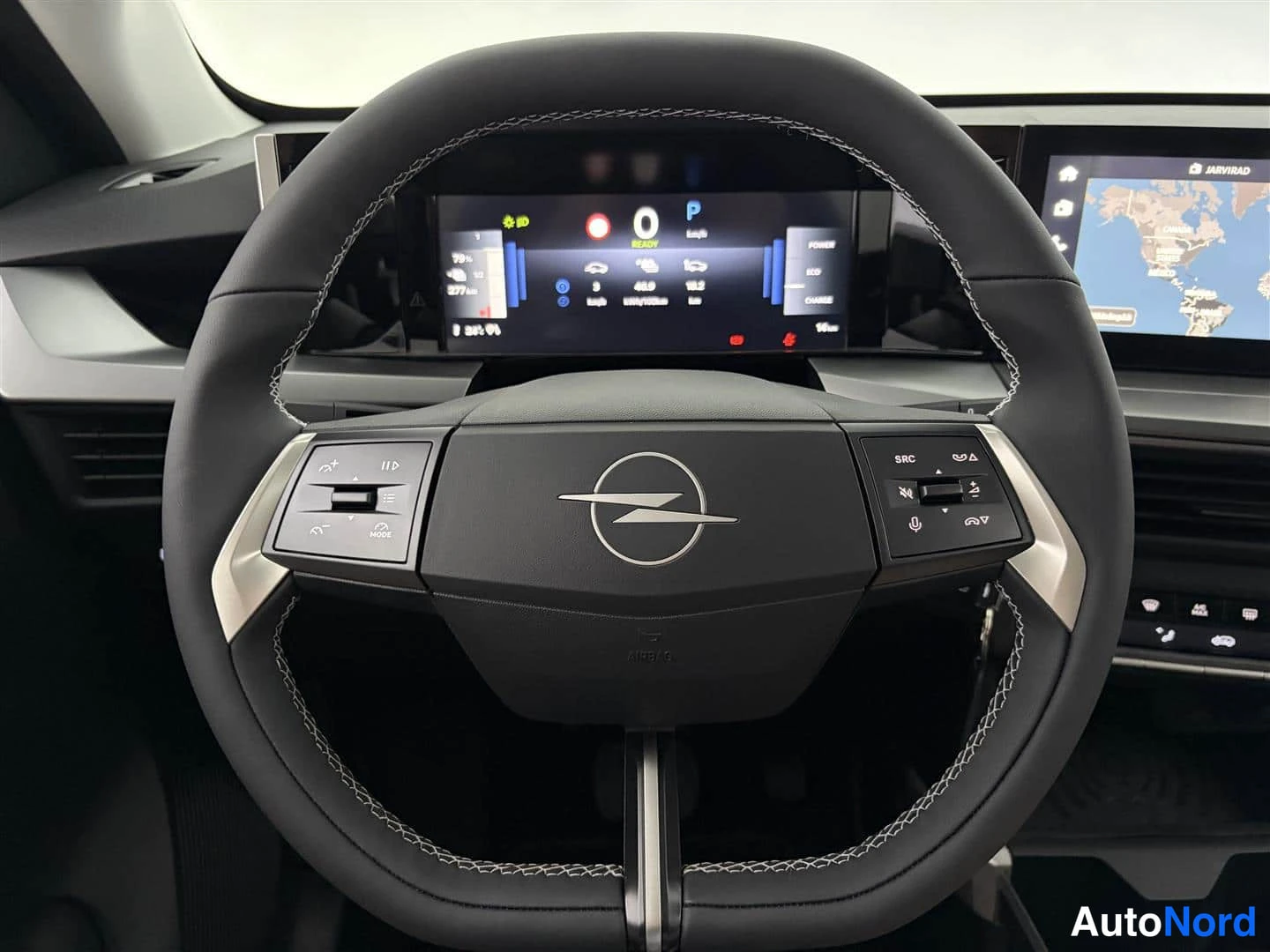 Harmaa Opel Frontera 2025, ohjaamo, kuva 16