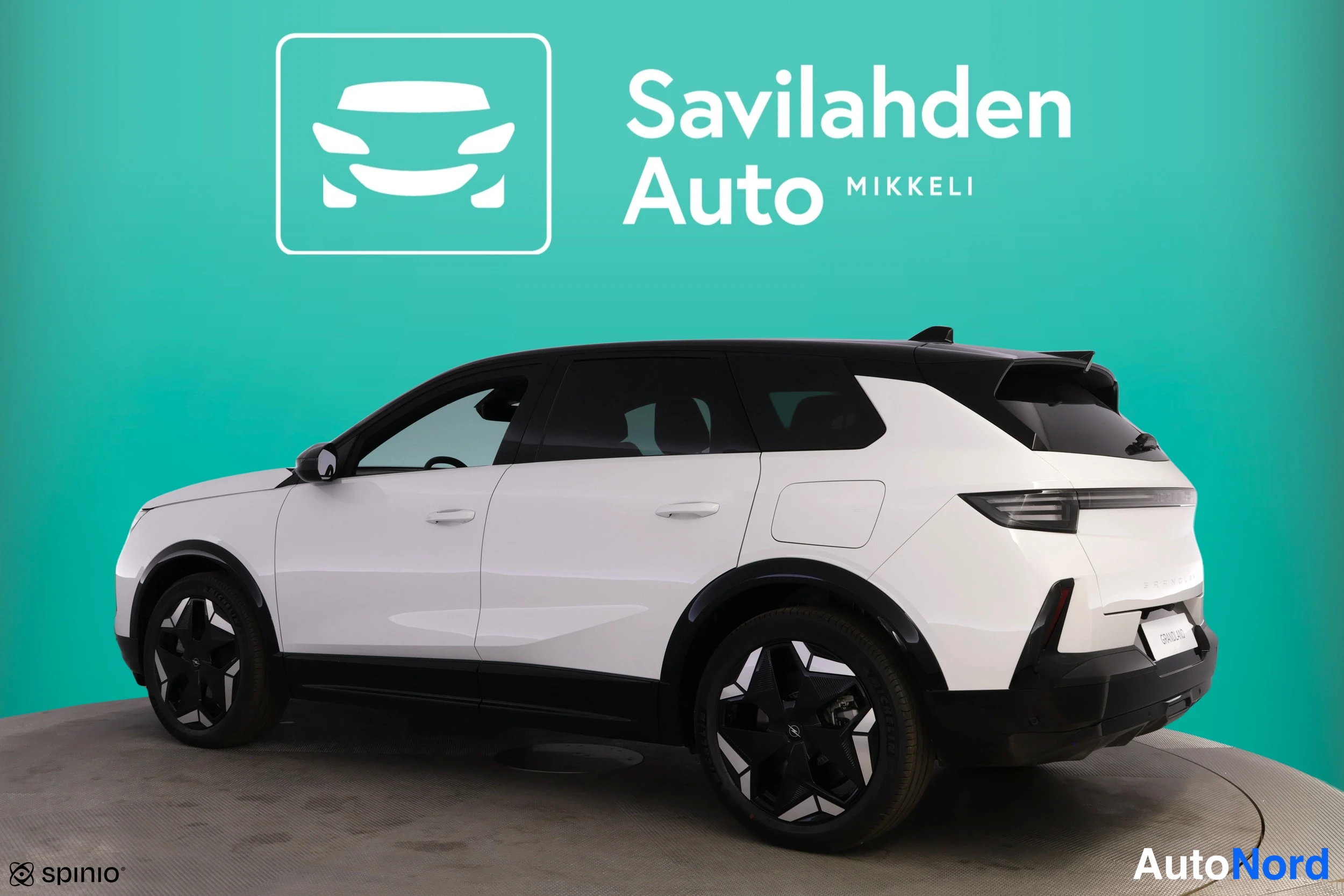 Valkoinen Opel Grandland 2026, takaviisto, kuva 8