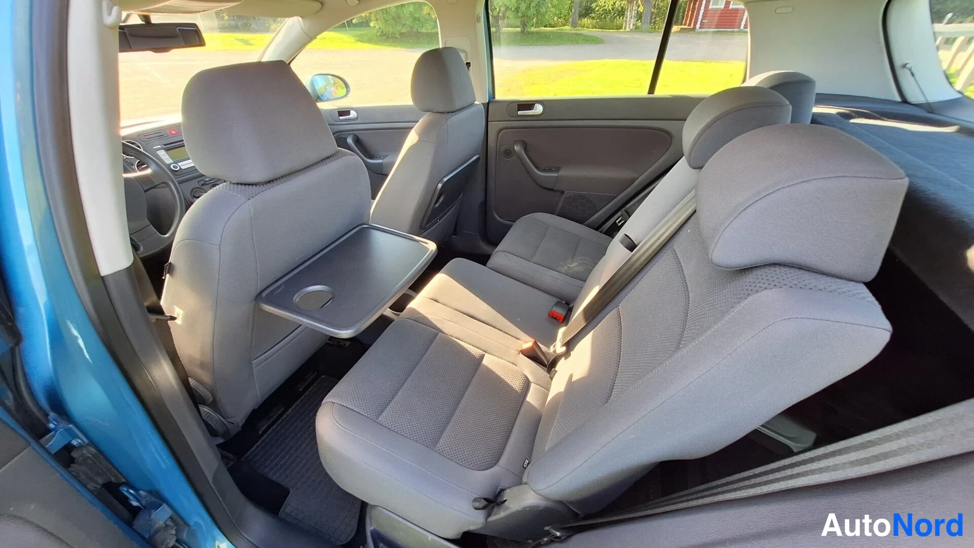 Blå Volkswagen Golf Plus 2007, baksäten, bild 10