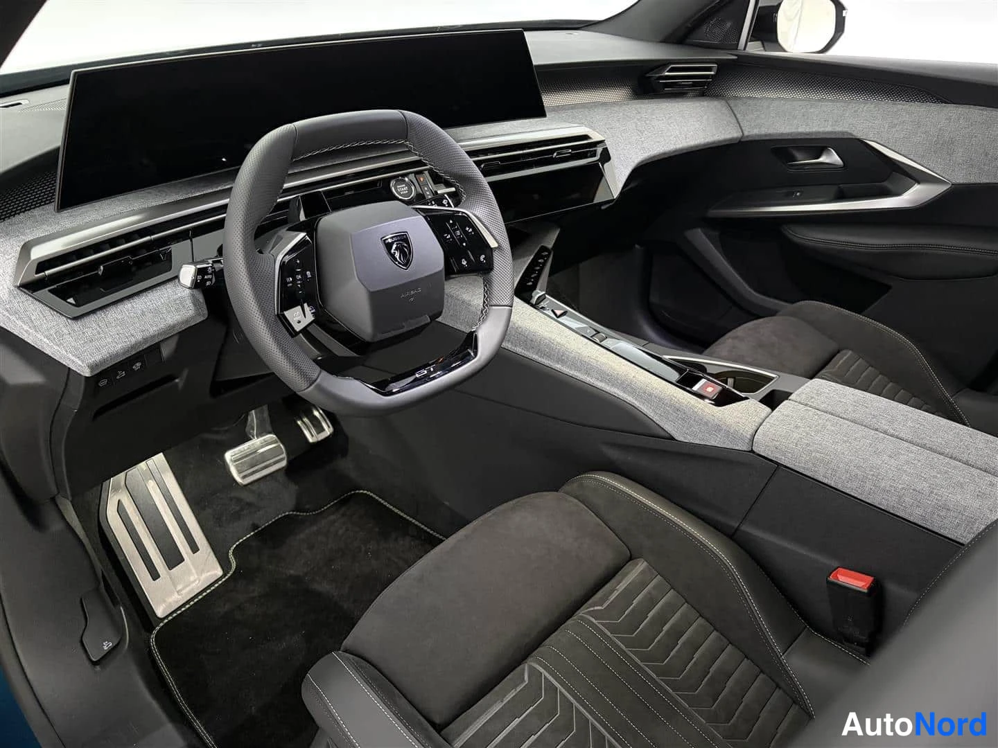 Sininen Peugeot 5008 2026, ohjaamo, kuva 17
