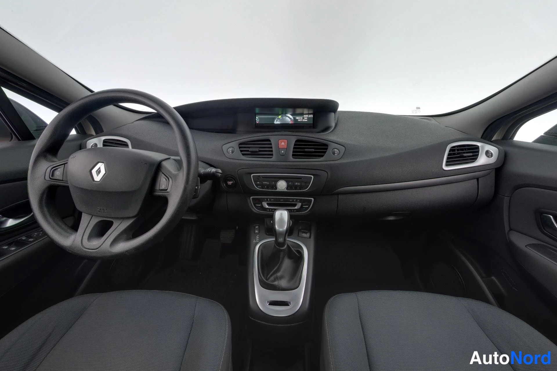 Beige Renault Scenic 2011, ohjaamo, kuva 7
