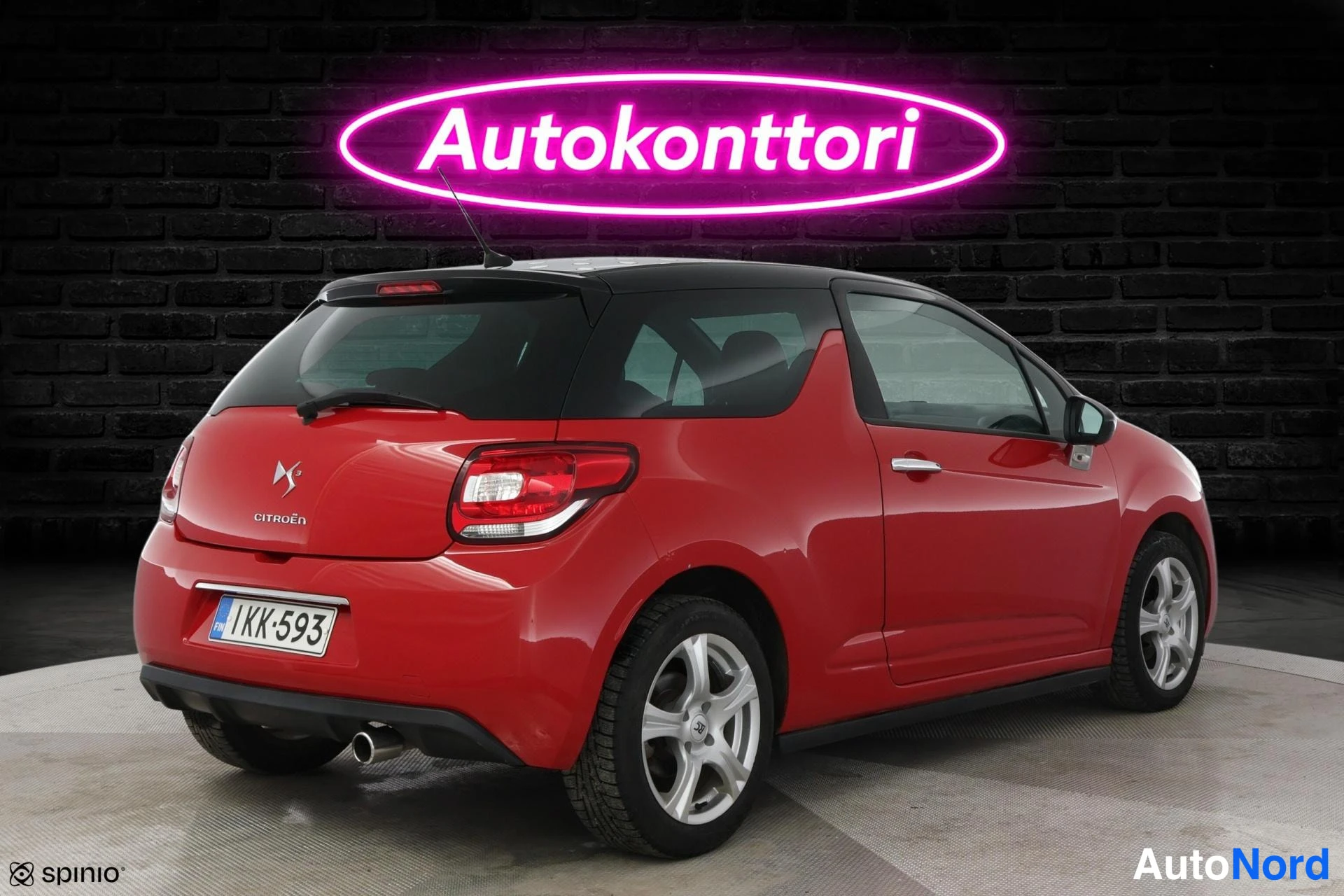 Punainen Citroen DS3 2011, takaviisto, kuva 5