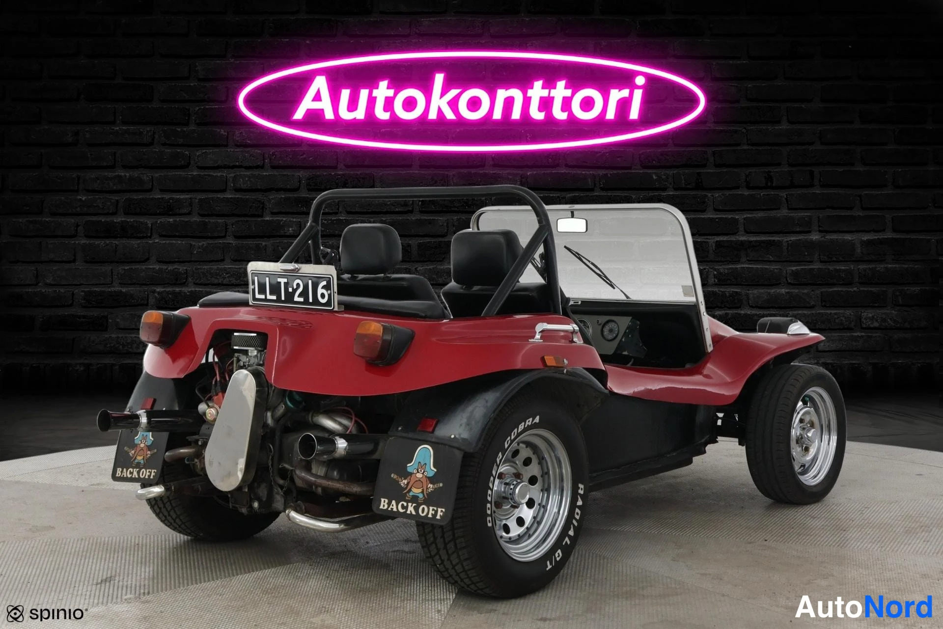 Punainen Volkswagen Kupla 1969, takaviisto, kuva 7
