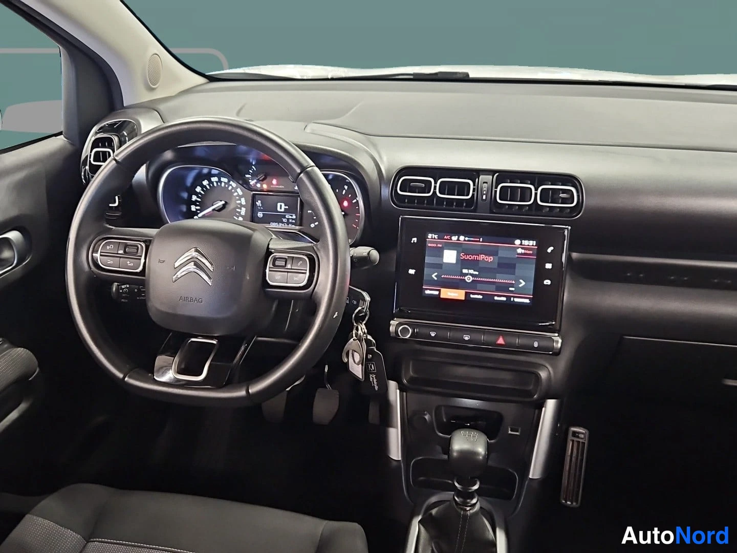 Valkoinen Citroen C3 Aircross 2019, ohjaamo, kuva 9