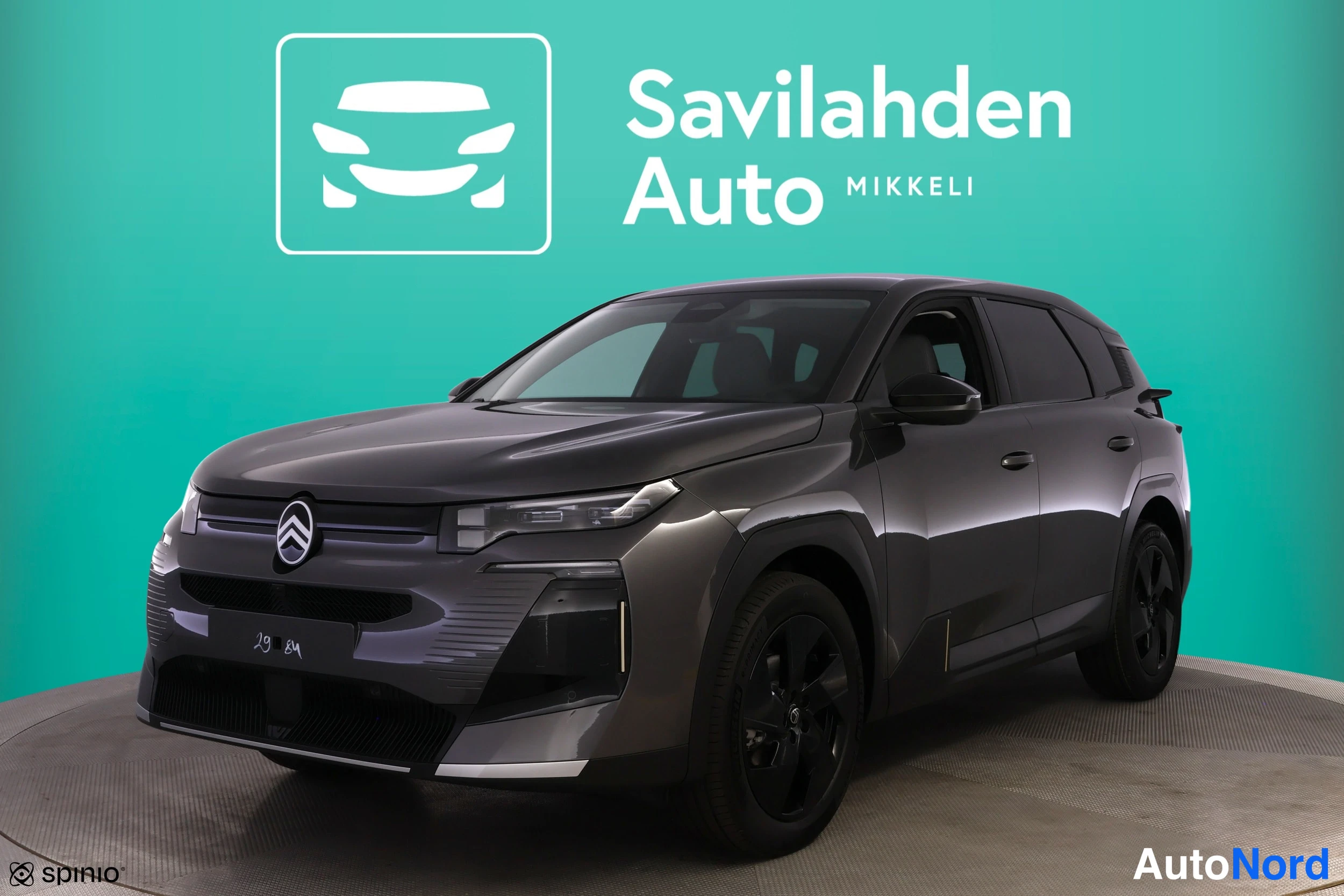 Vihreä Citroen C5 Aircross 2026, etuviisto, keula vasemmalle, kuva 2