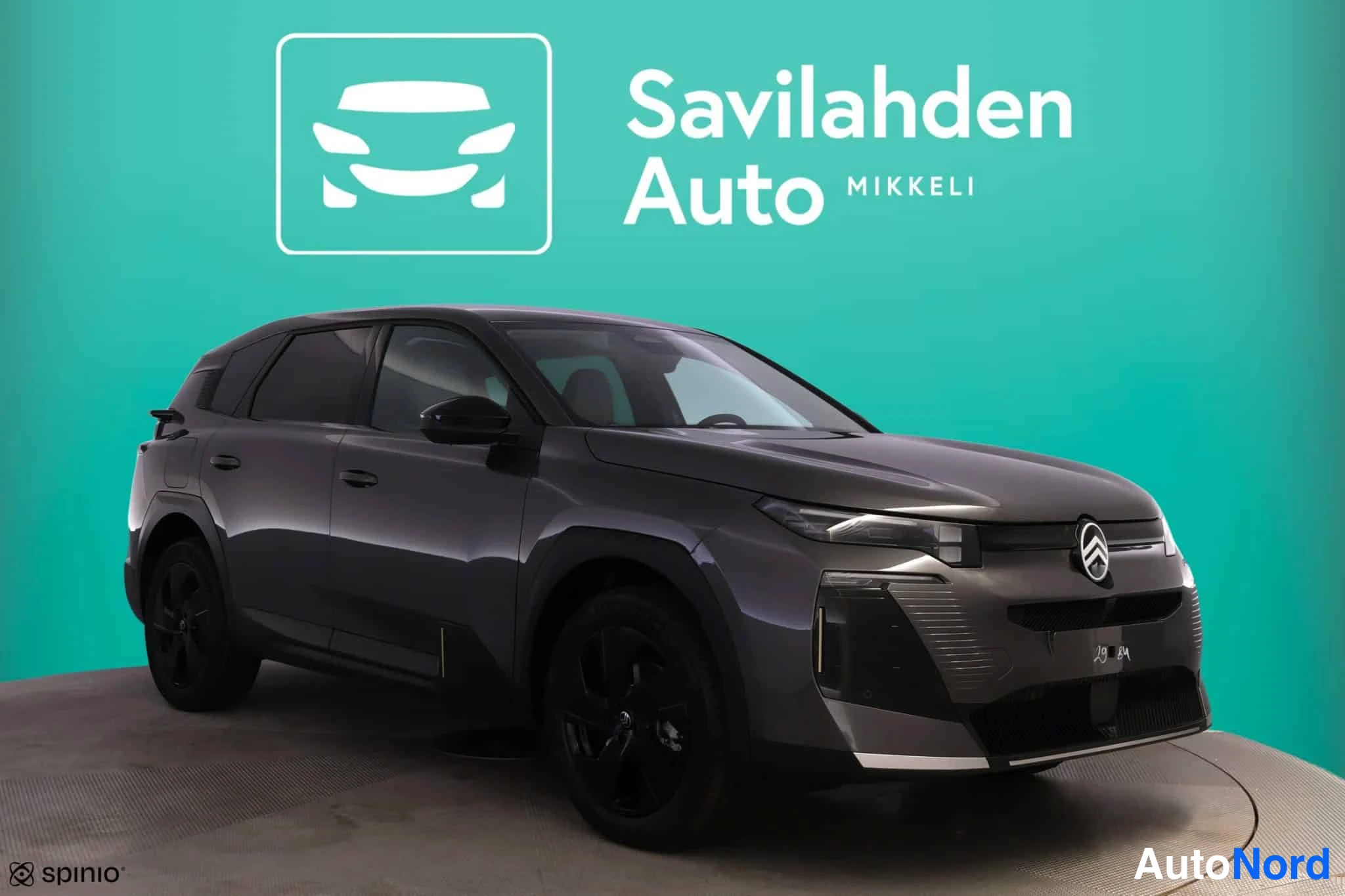 Vihreä Citroen C5 Aircross 2026, etuviisto, keula oikealle, kuva 5