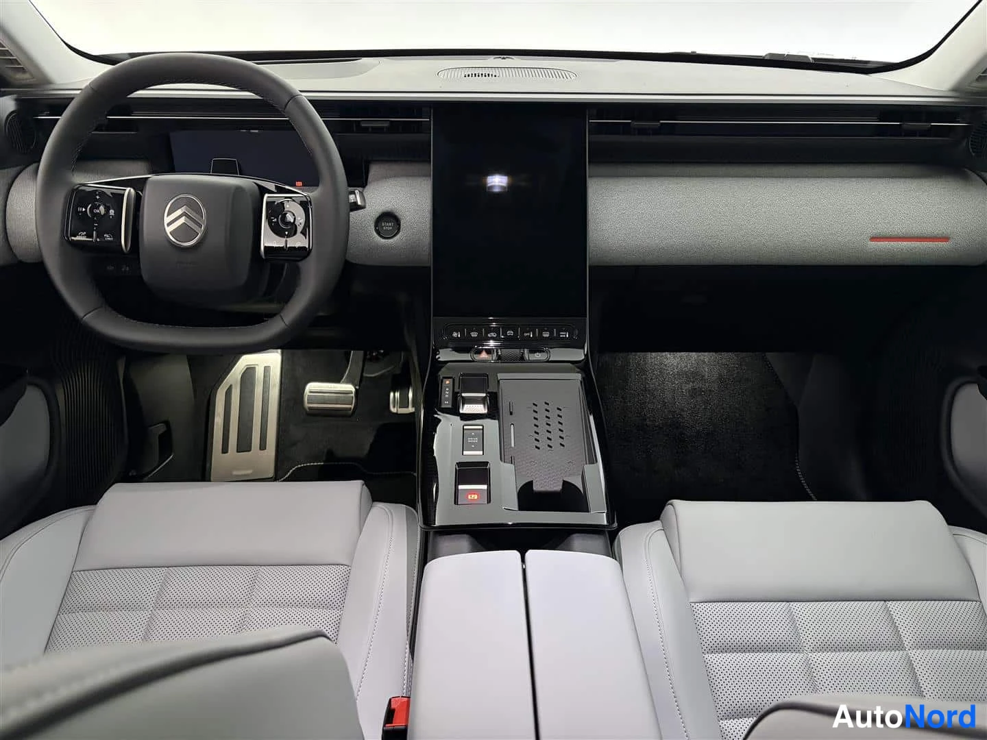 Vihreä Citroen C5 Aircross 2026, ohjaamo, kuva 13