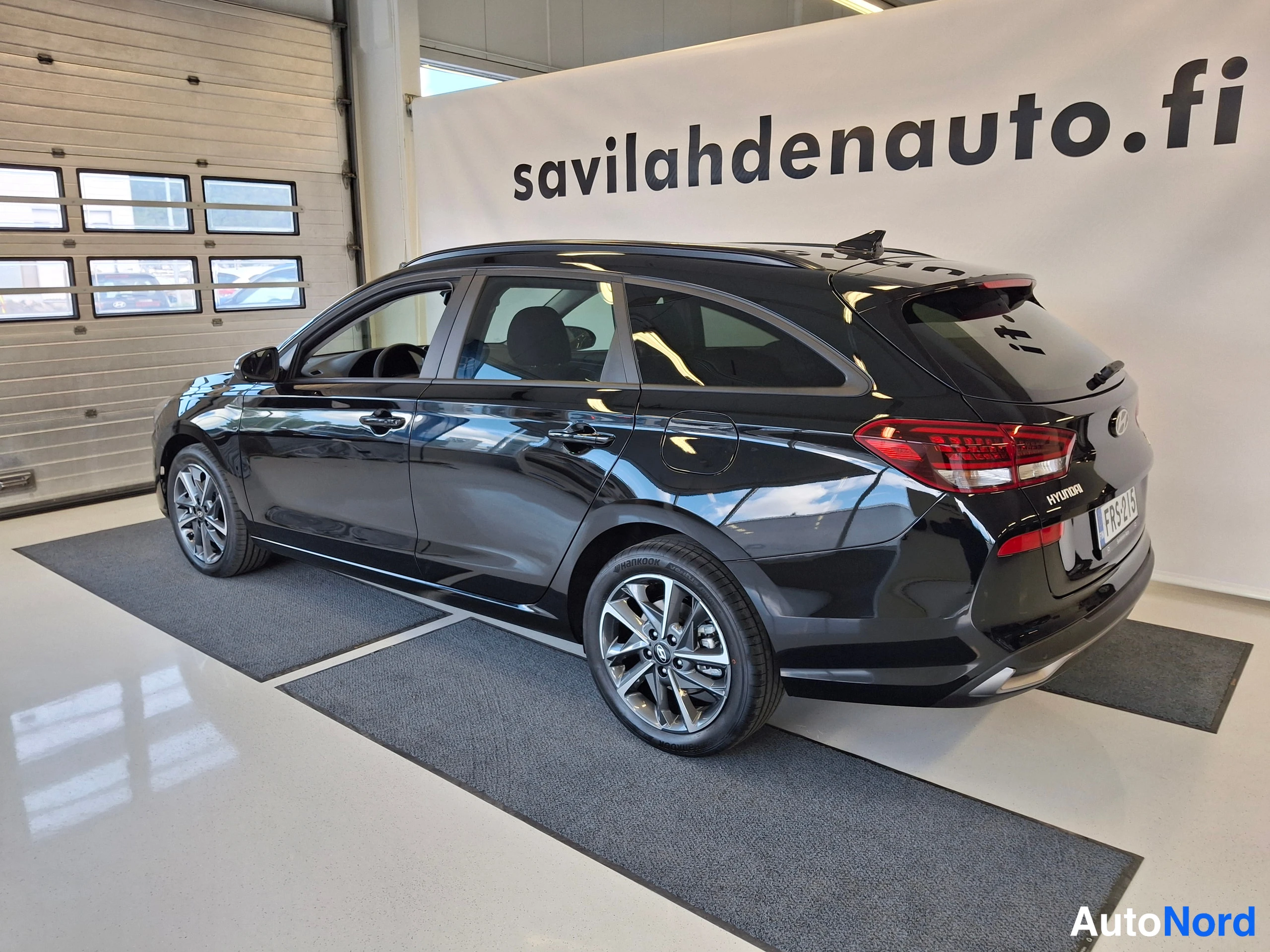 Musta Hyundai i30 2026, takaviisto, kuva 5