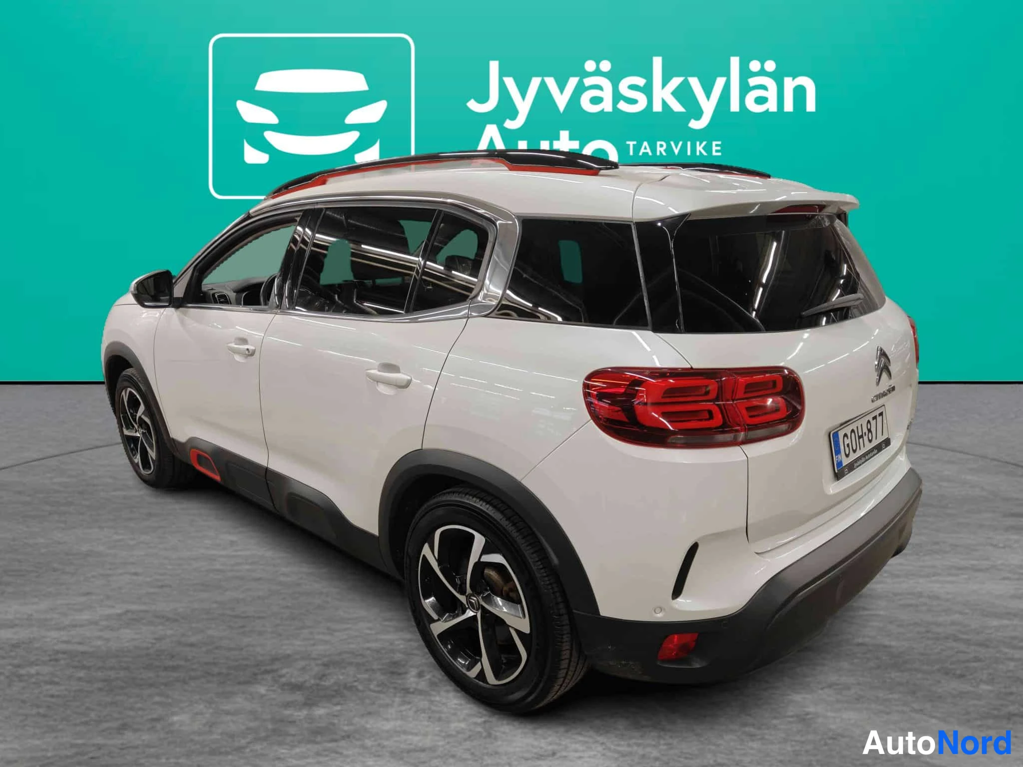 Valkoinen Citroen C5 Aircross 2020, takaviisto, kuva 9