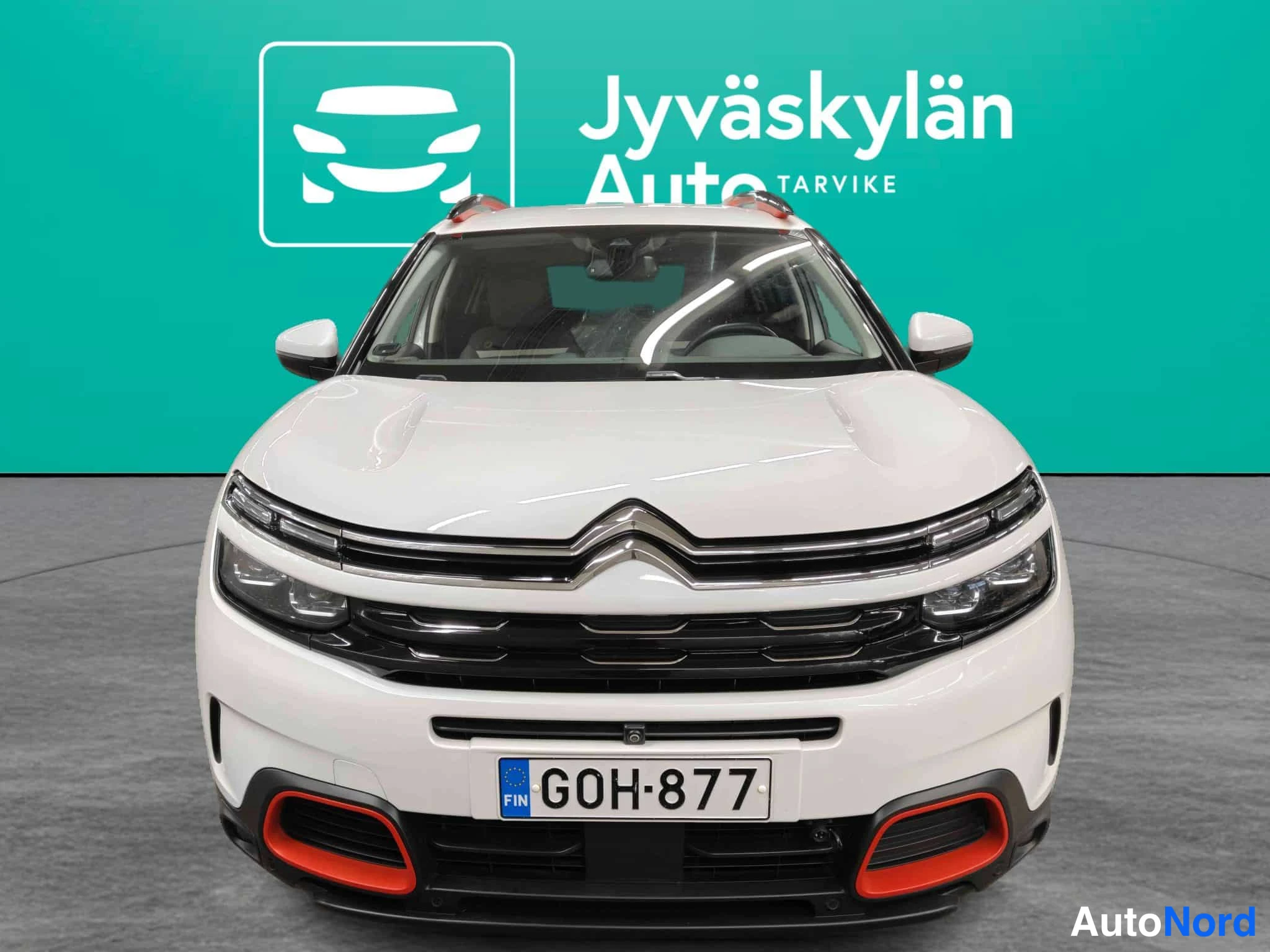 Valkoinen Citroen C5 Aircross 2020, edestä, kuva 7