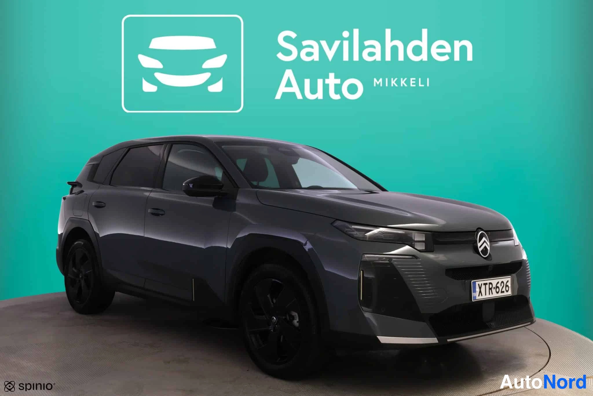Vihreä Citroen C5 Aircross 2026, etuviisto, keula oikealle, kuva 3