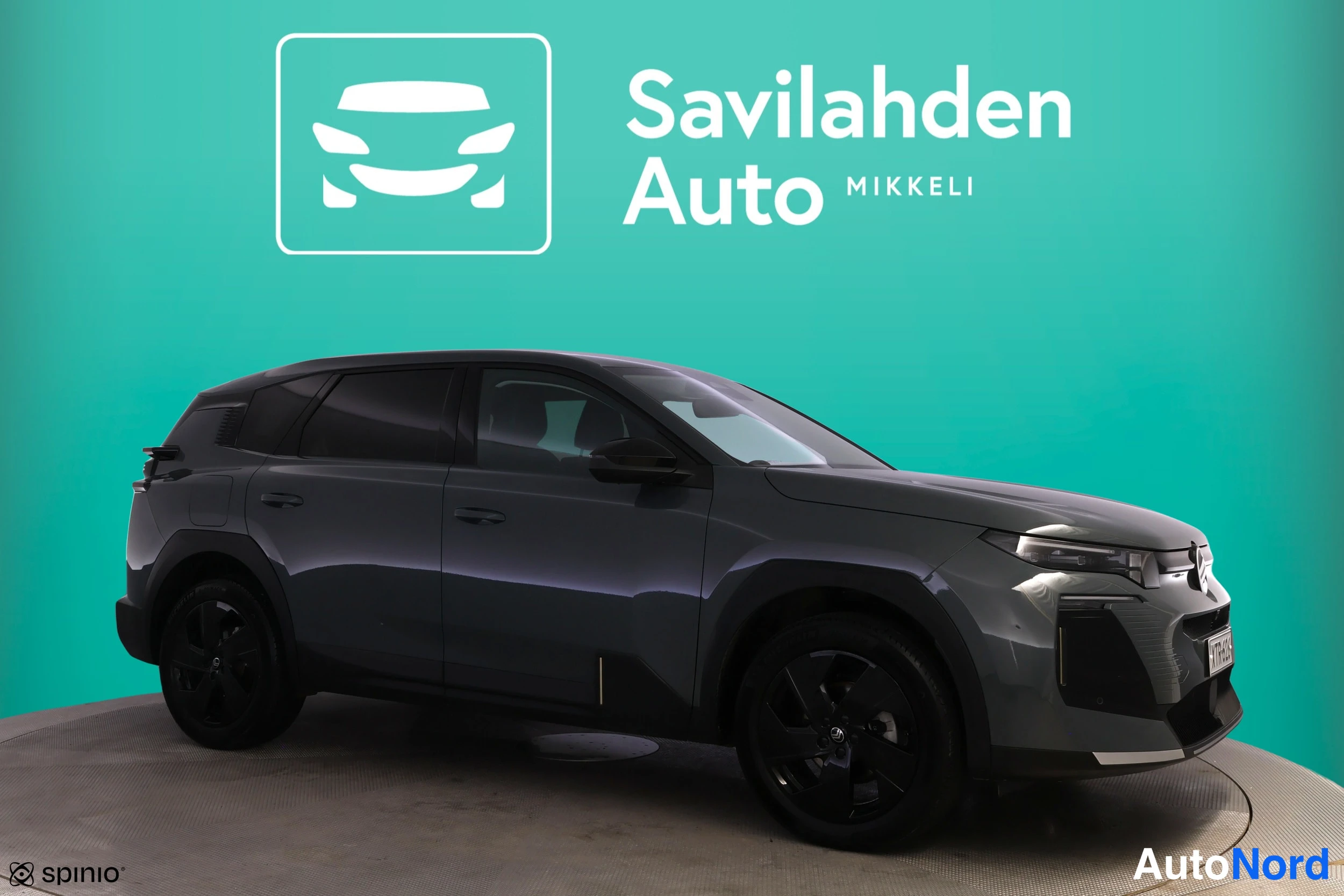 Vihreä Citroen C5 Aircross 2026, etuviisto, keula oikealle, kuva 6