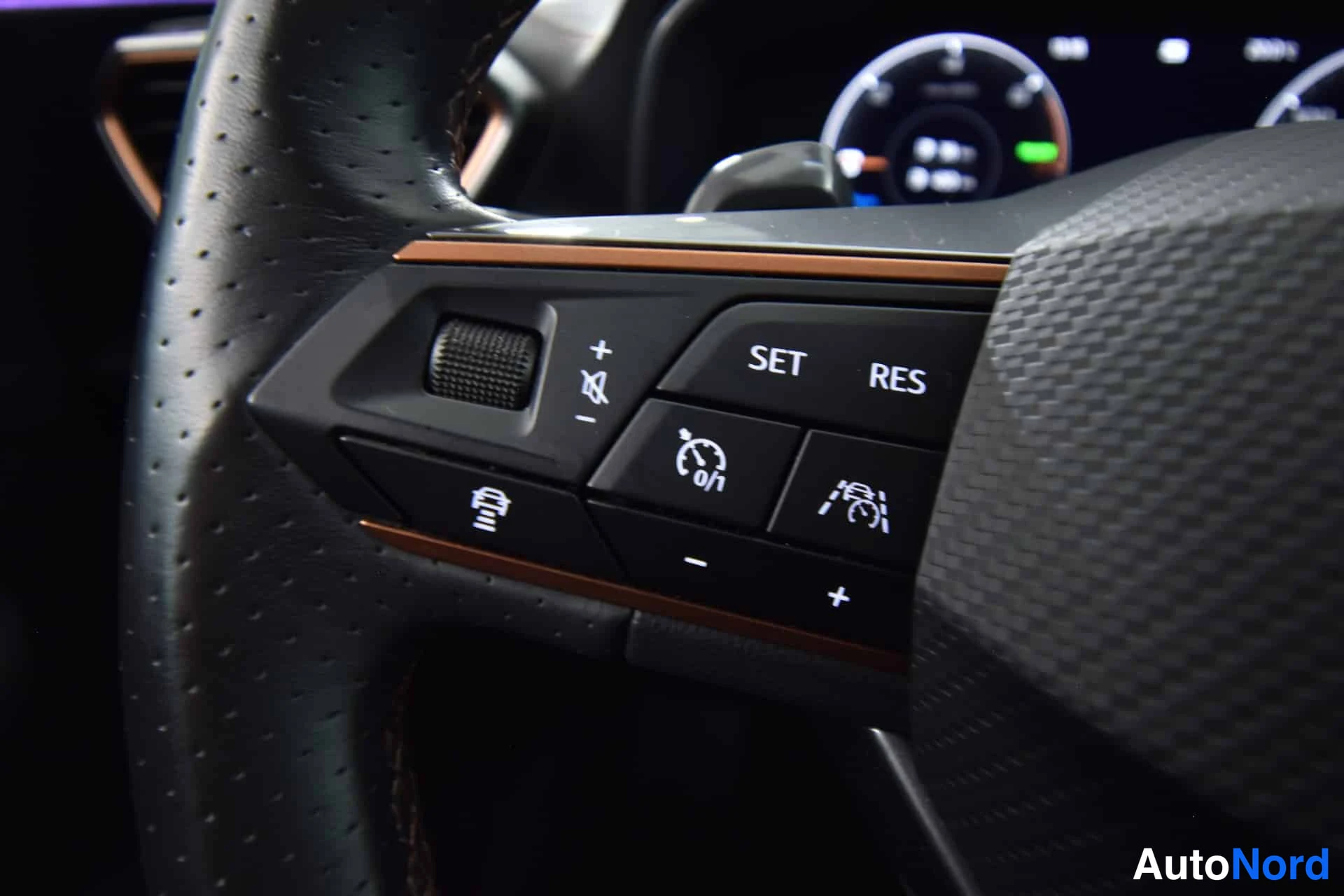 Musta Cupra Formentor 2021, yksityiskohta, kuva 19