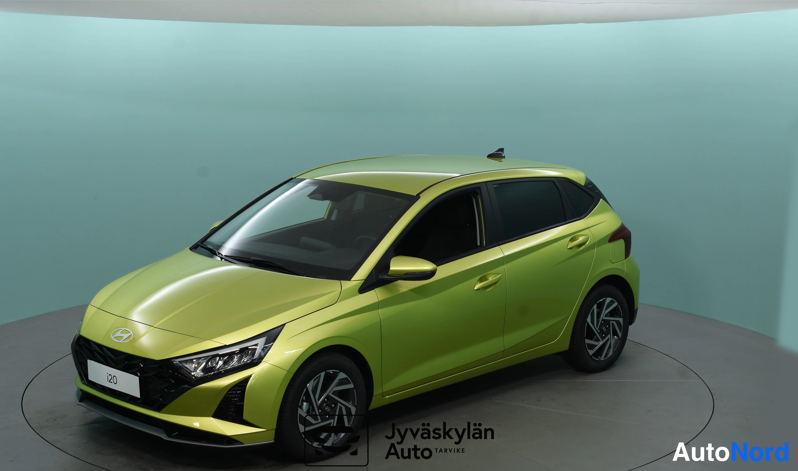 Keltainen Hyundai i20 2026, etuviisto, keula vasemmalle, kuva 2