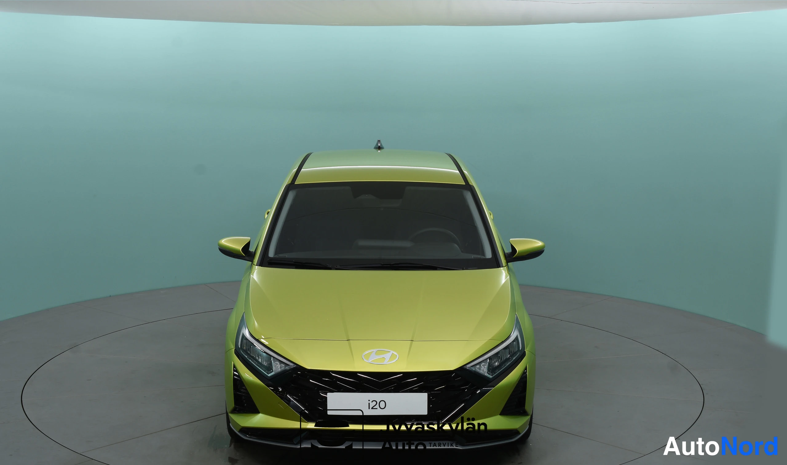 Keltainen Hyundai i20 2026, edestä, kuva 7