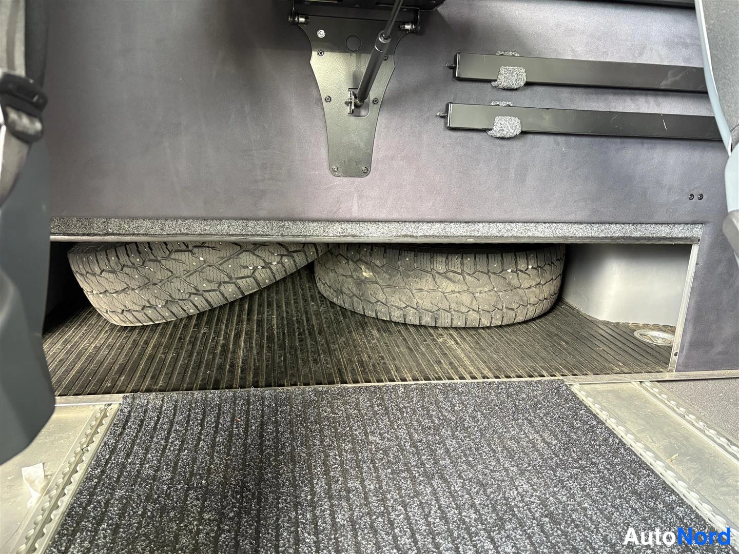 Valkoinen Fiat Ducato 2021, tavaratila, kuva 16