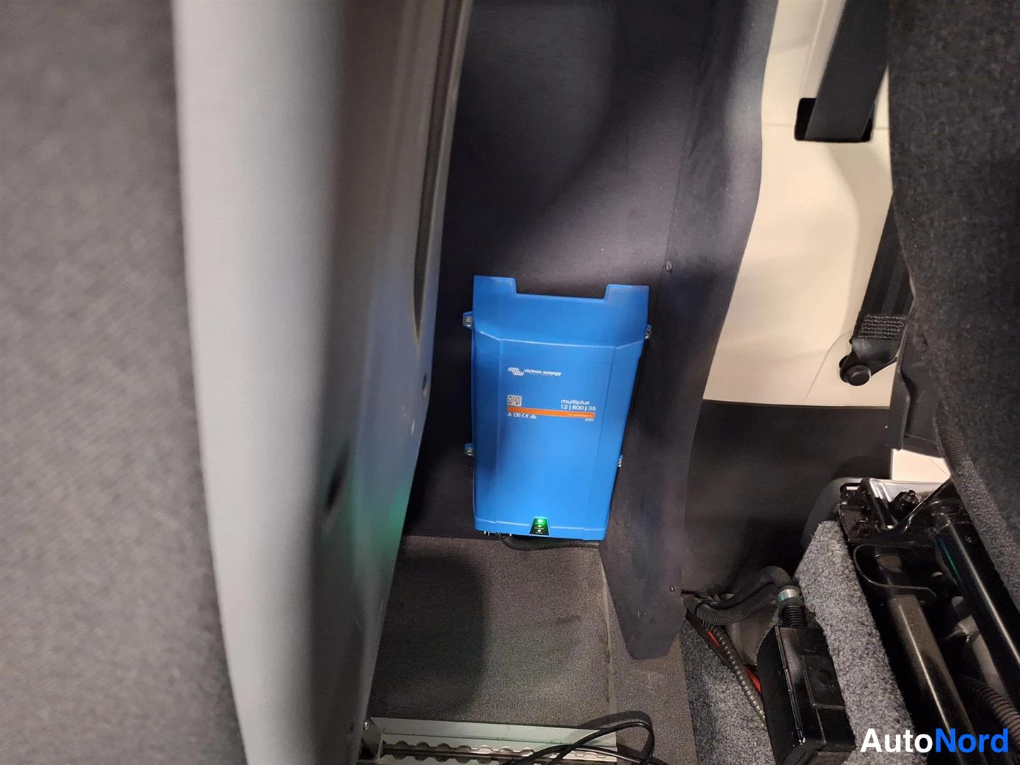Valkoinen Fiat Ducato 2021, yksityiskohta, kuva 23