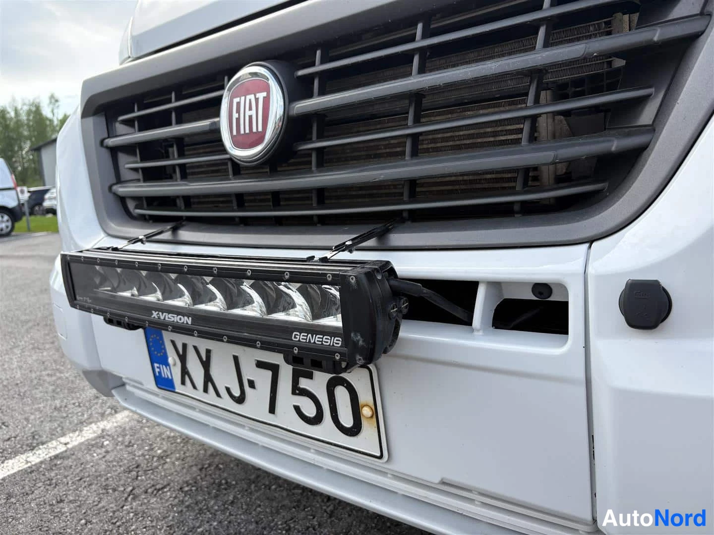Valkoinen Fiat Ducato 2021, yksityiskohta, kuva 25
