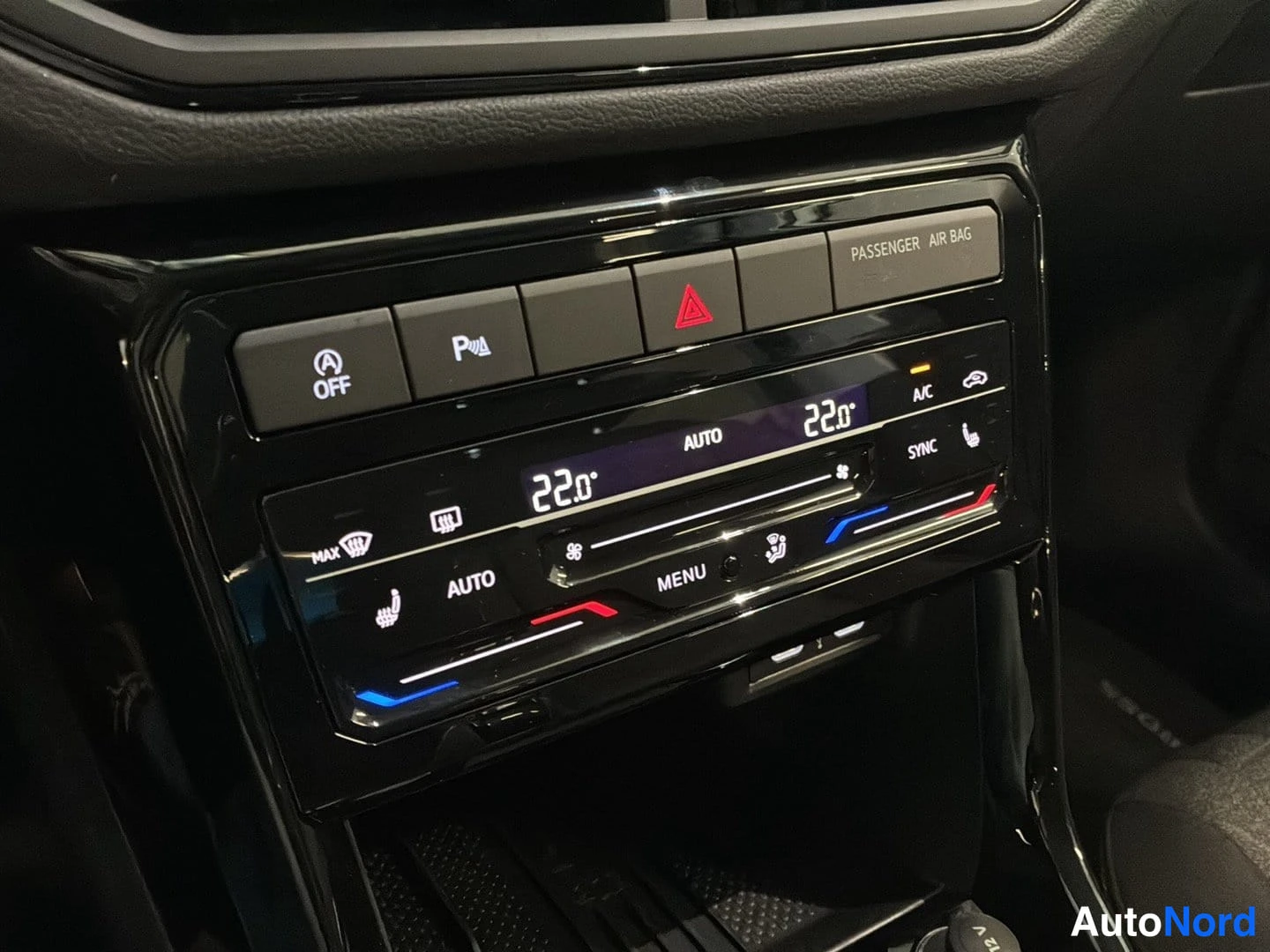 Harmaa Volkswagen T-Cross 2026, yksityiskohta, kuva 17