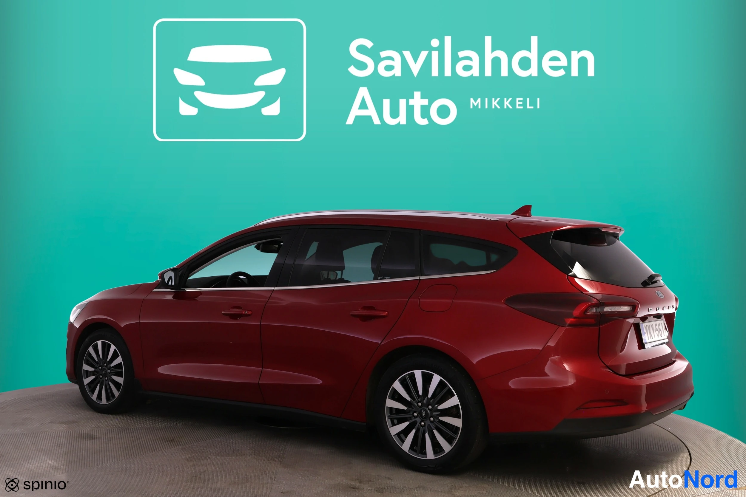 Punainen Ford Focus 2022, takaviisto, kuva 7