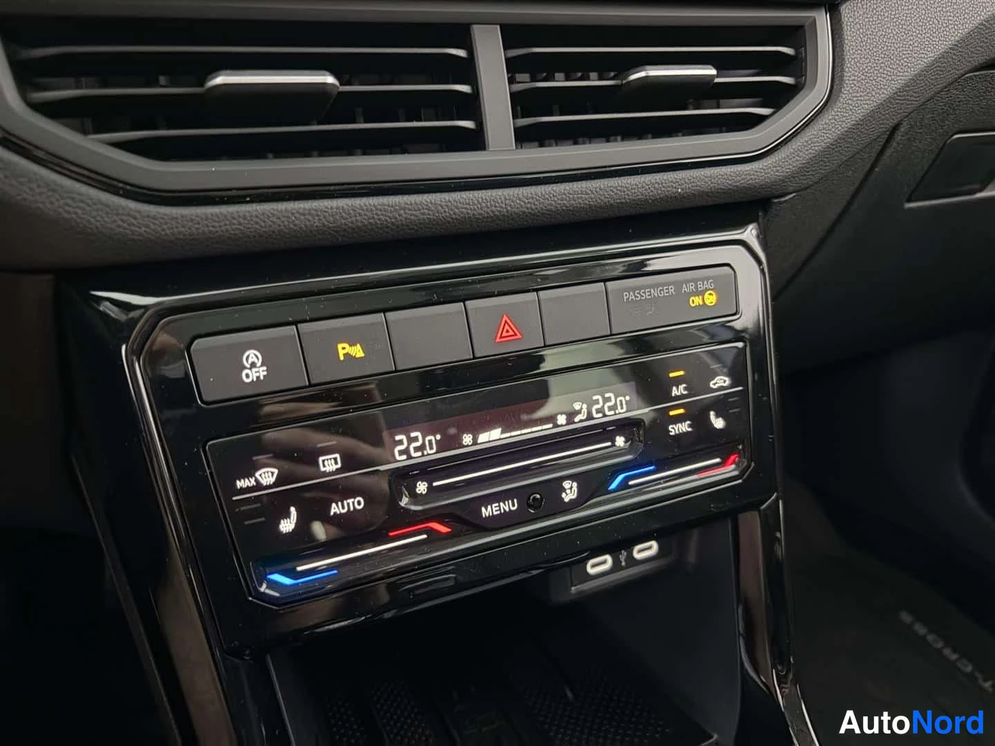 Harmaa Volkswagen T-Cross 2026, yksityiskohta, kuva 28