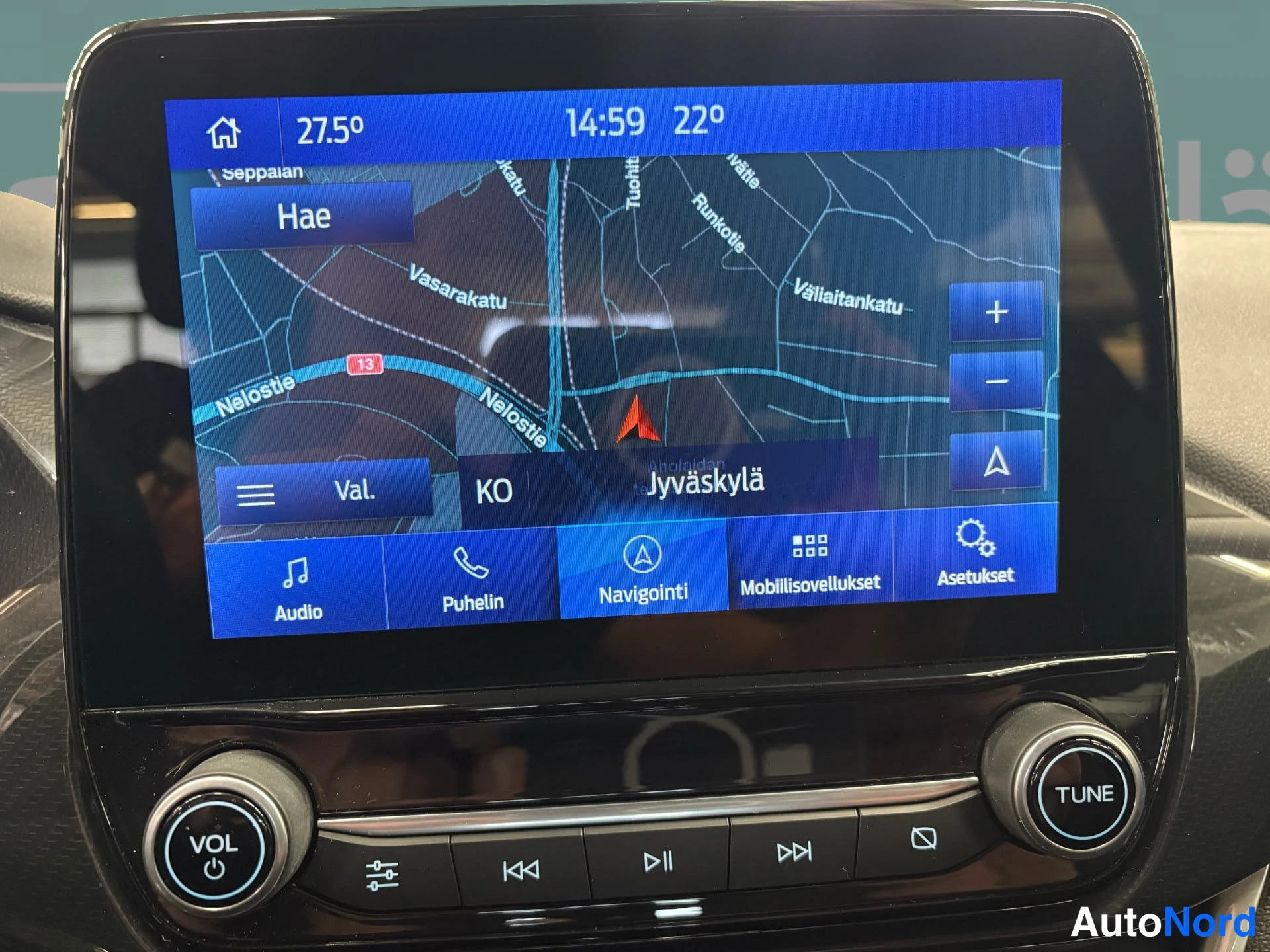Valkoinen Ford Puma 2021, yksityiskohta, kuva 14