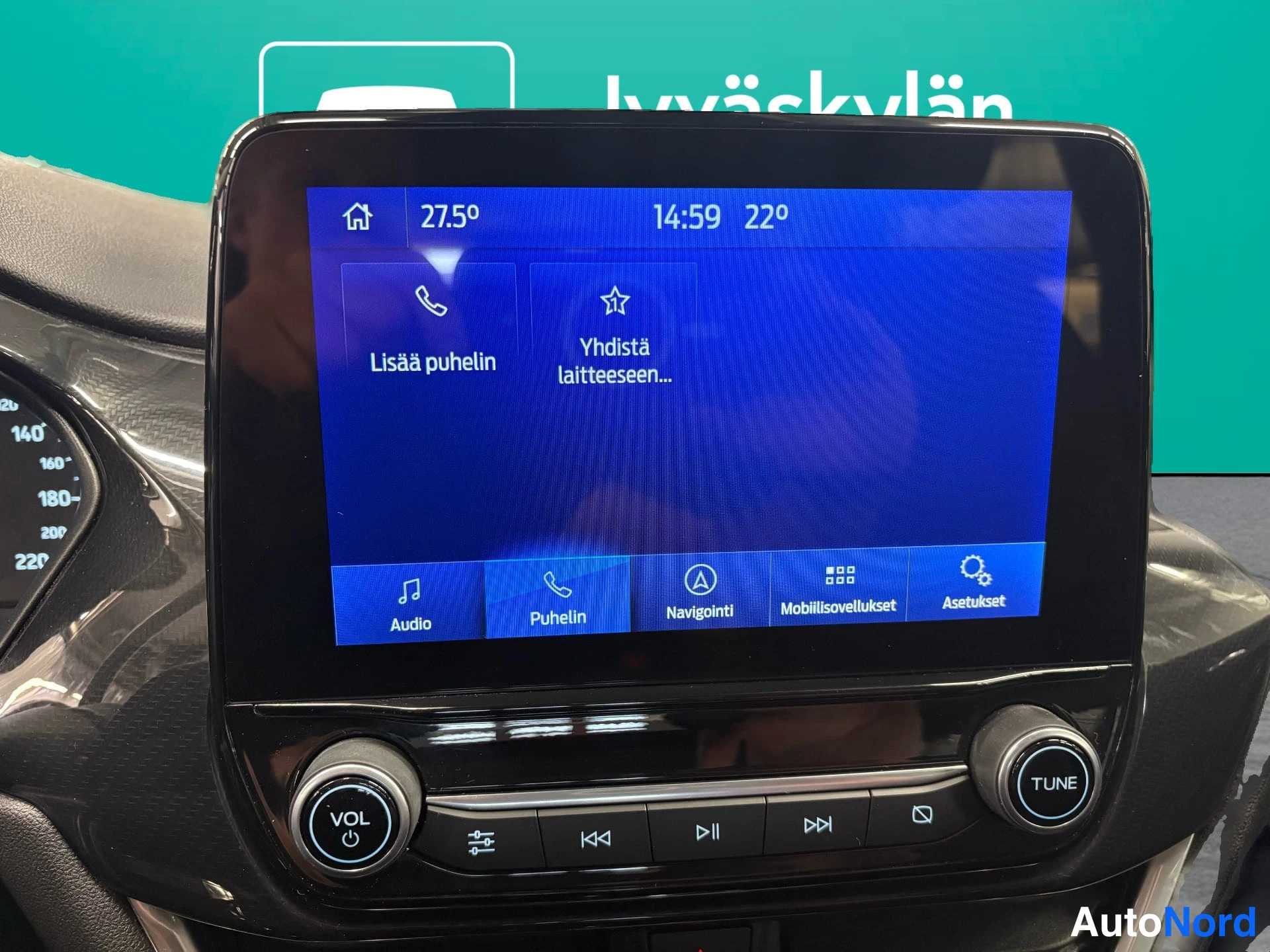Valkoinen Ford Puma 2021, yksityiskohta, kuva 15